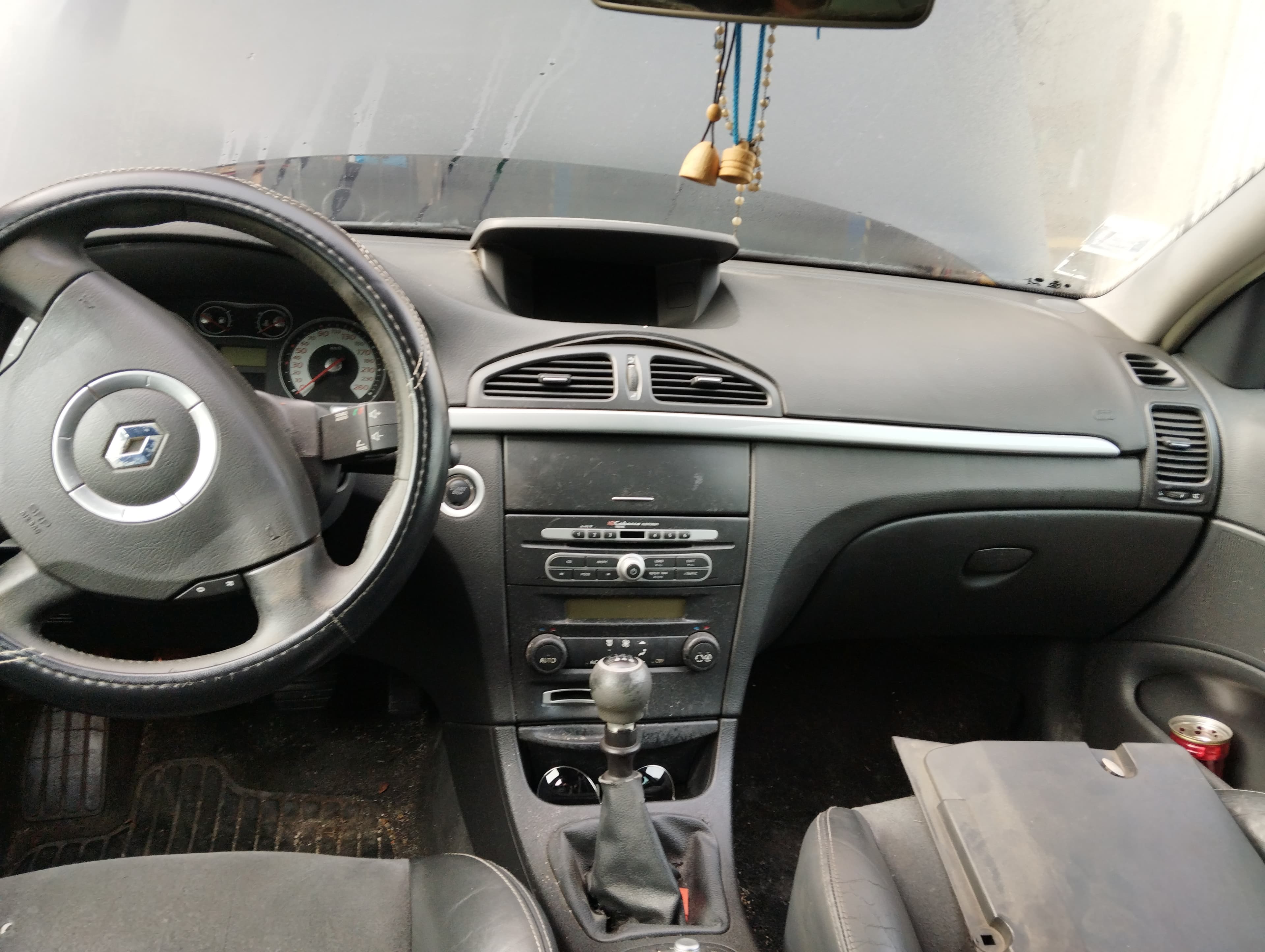 Renault Laguna 2.0 DCi · Ano 2006 — imagem 8
