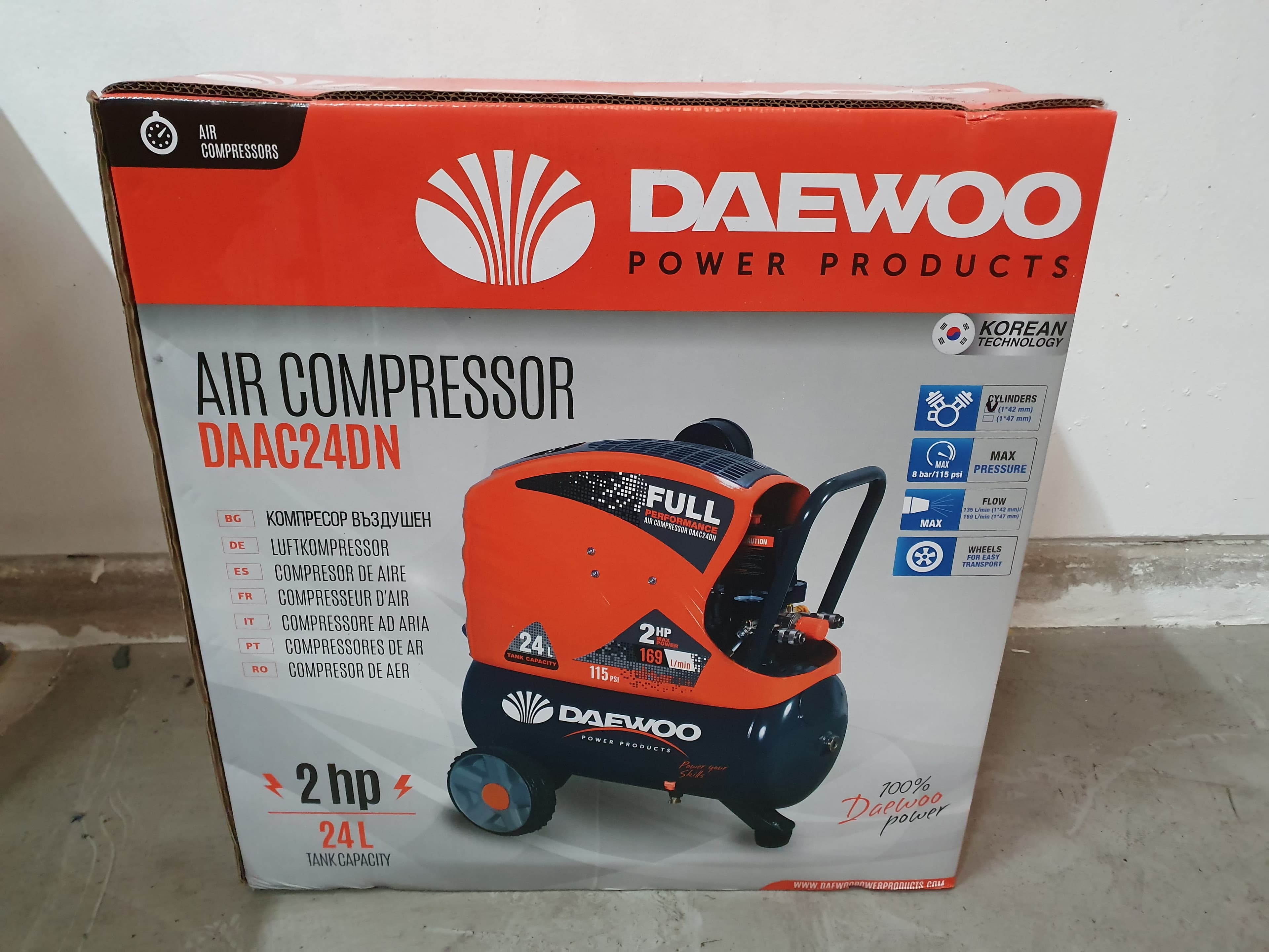 Compressor de ar comprimido Daewoo 24L — imagem 1