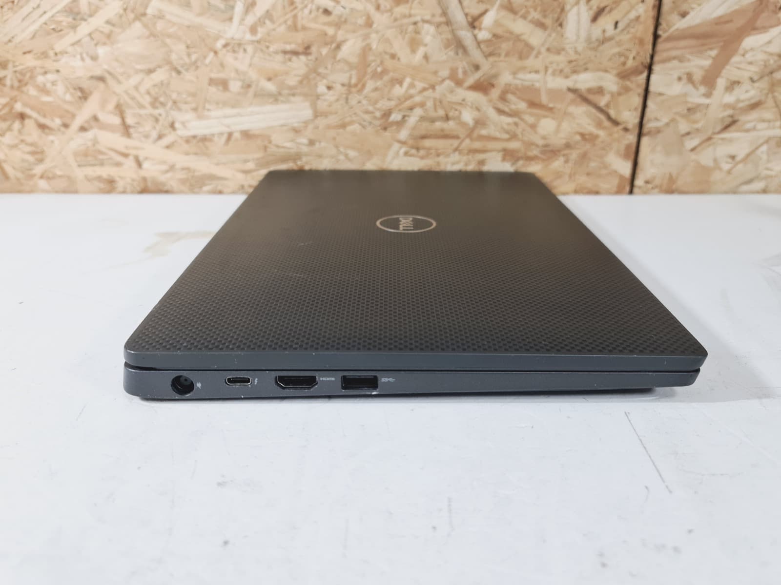 Portátil Dell Latitude 7400 — image 3