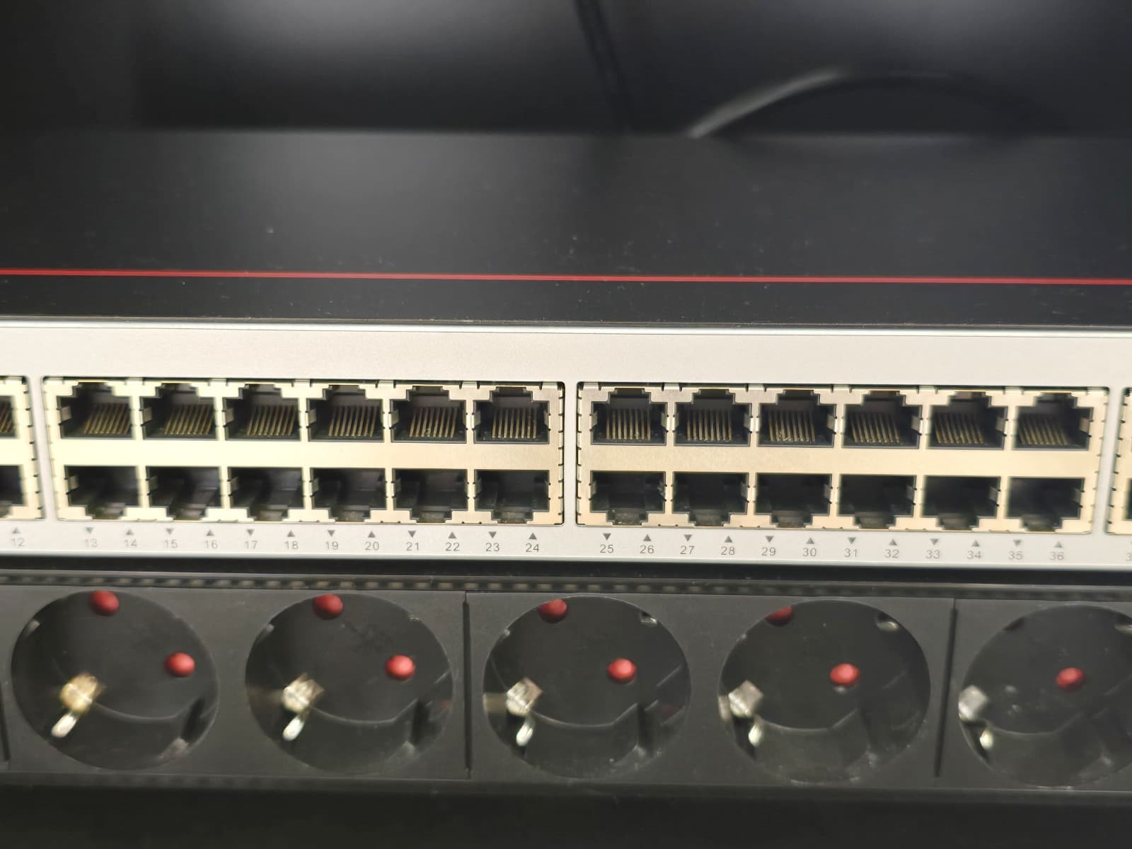 Armário Rack — imagem 3