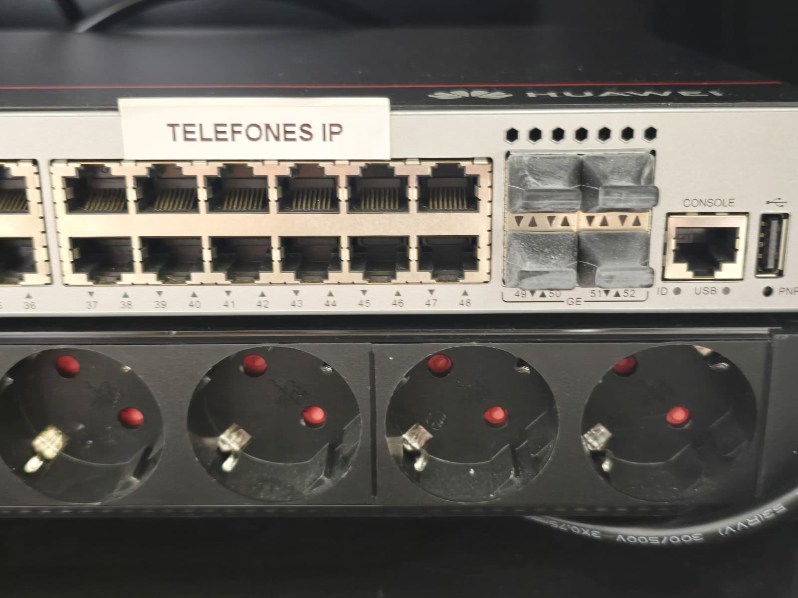 Armário Rack — imagem 13