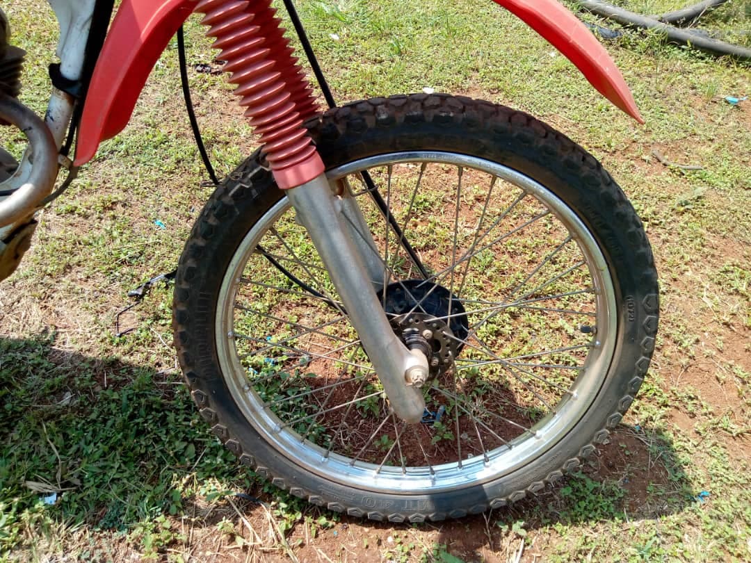Motorcycle - Honda XL 122 — imagem 5