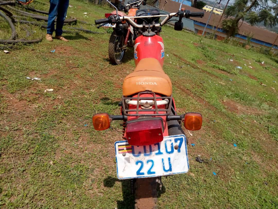 Motorcycle - Honda XL 122 — imagem 2