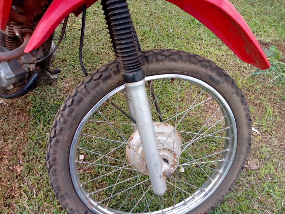 Motorcycle - Honda XL125 — imagem 4
