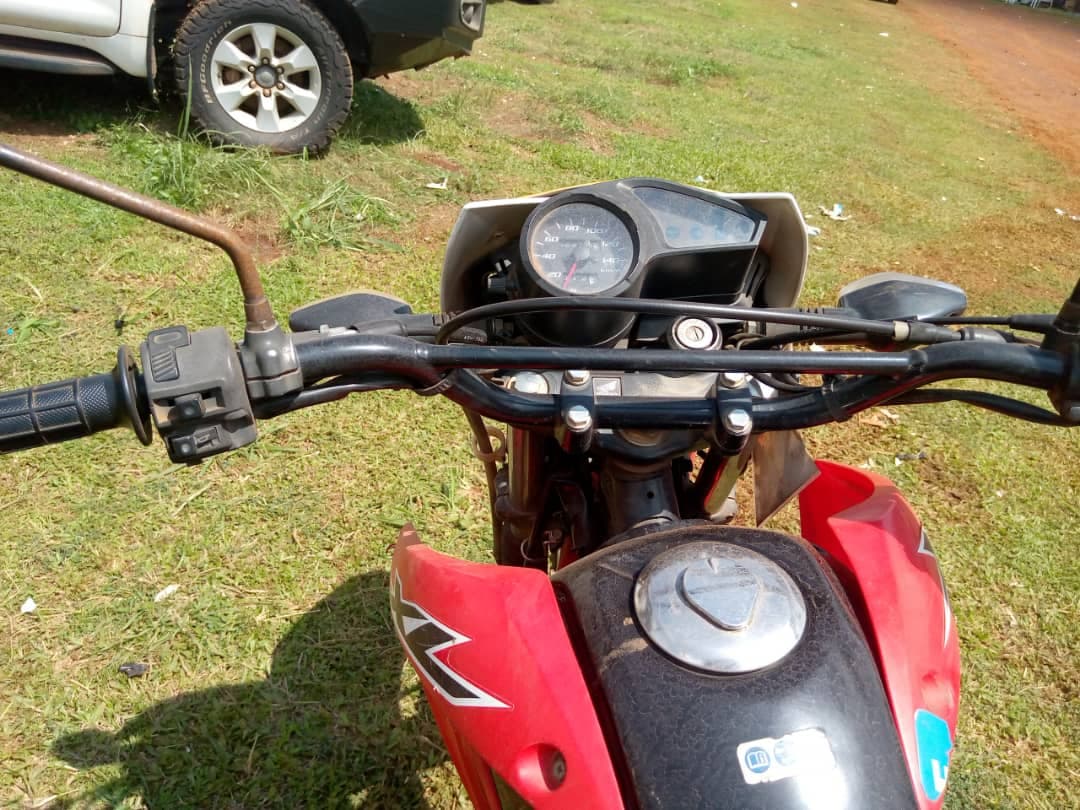 Motorcycle - Honda XL 125 — imagen 2