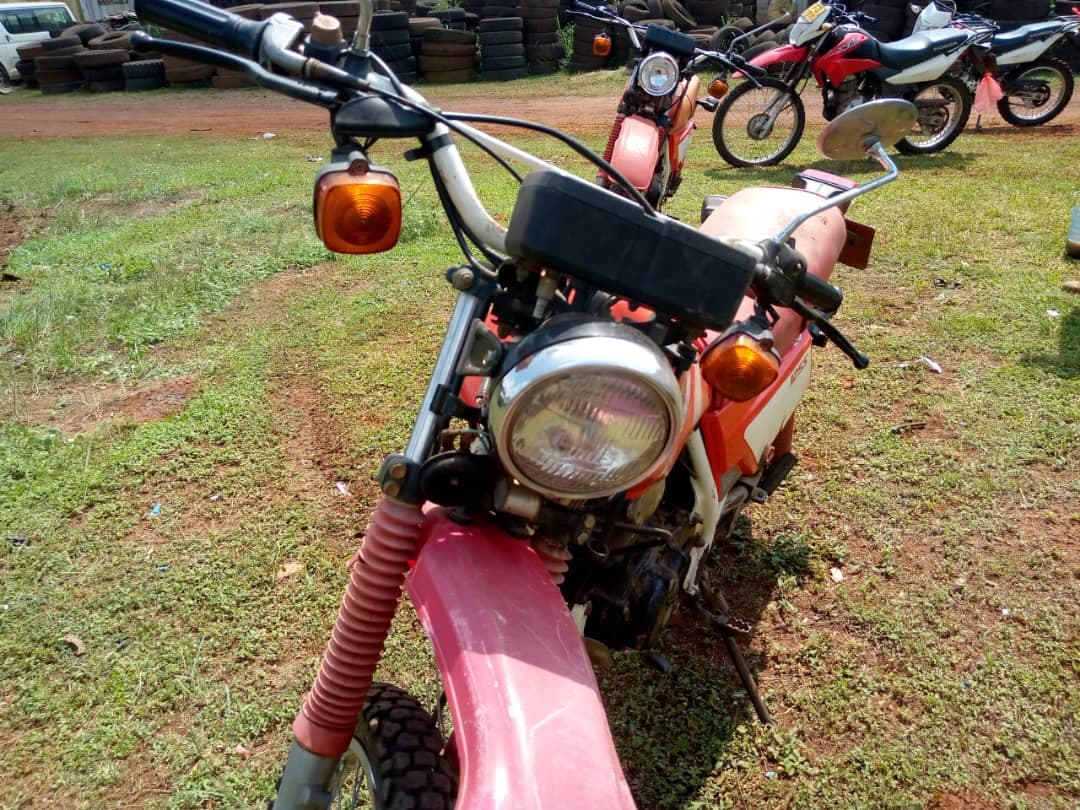 Motorcycle - Honda XL 125 — imagem 6