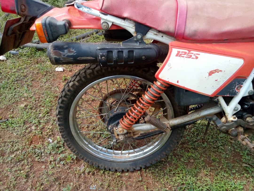 Motorcycle - Honda XL 125 — imagem 3