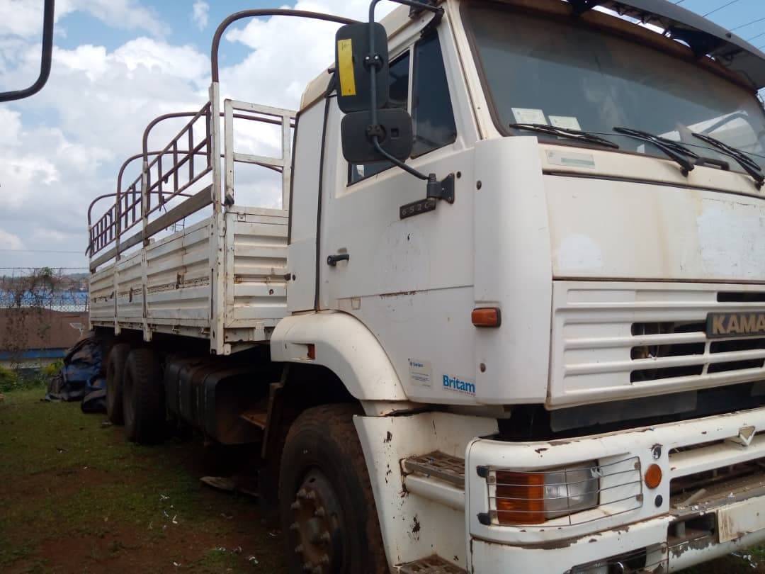 Camión Kamaz 6520 — imagen 3