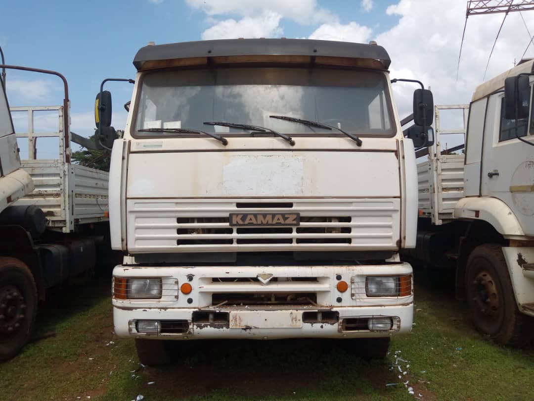 Camión Kamaz 6520 — imagen 2