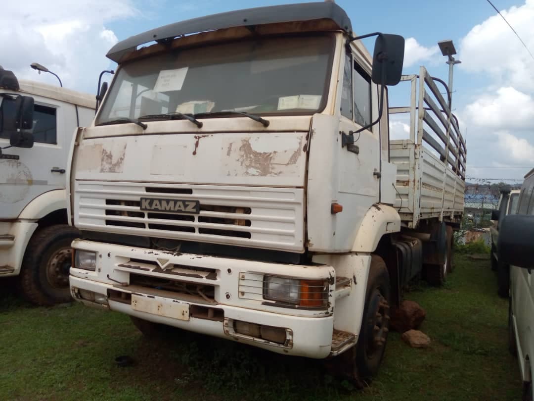 Camión Kamaz 6520 — imagen 2