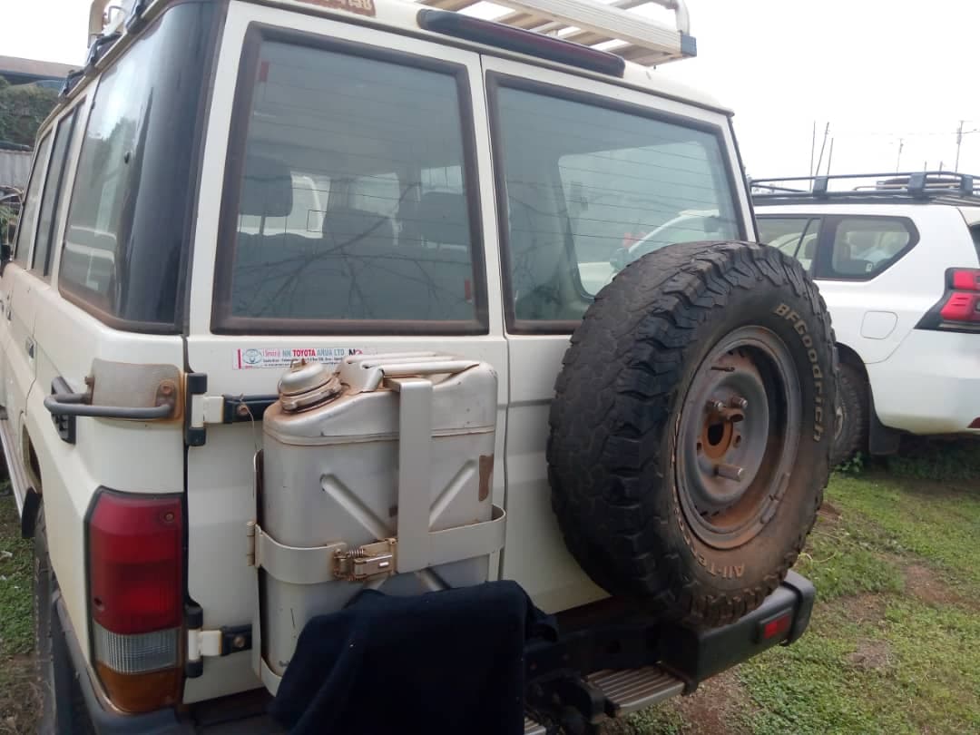 Toyota Landcruiser Hard Top HZJ76R-RKMRS 2018 — image 9