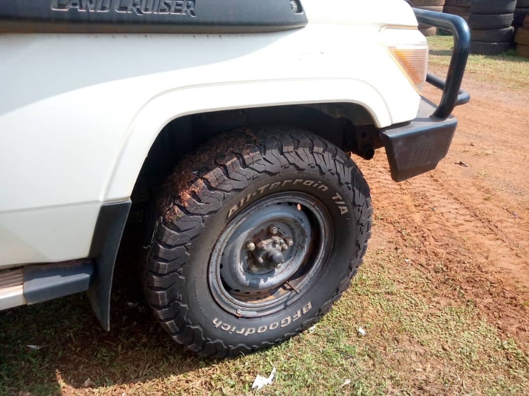 Toyota Landcruiser Hard Top HZJ76R-RKMRS 2018 — imagem 5