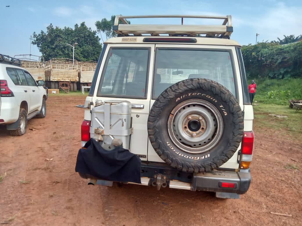 Toyota Landcruiser Hard Top HZJ76R-RKMRS 2019 — imagem 3