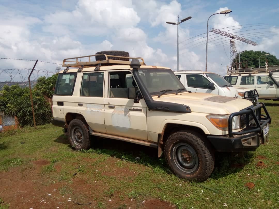 Toyota Landcruiser Hard Top HZJ76R-RKMRS 2018
