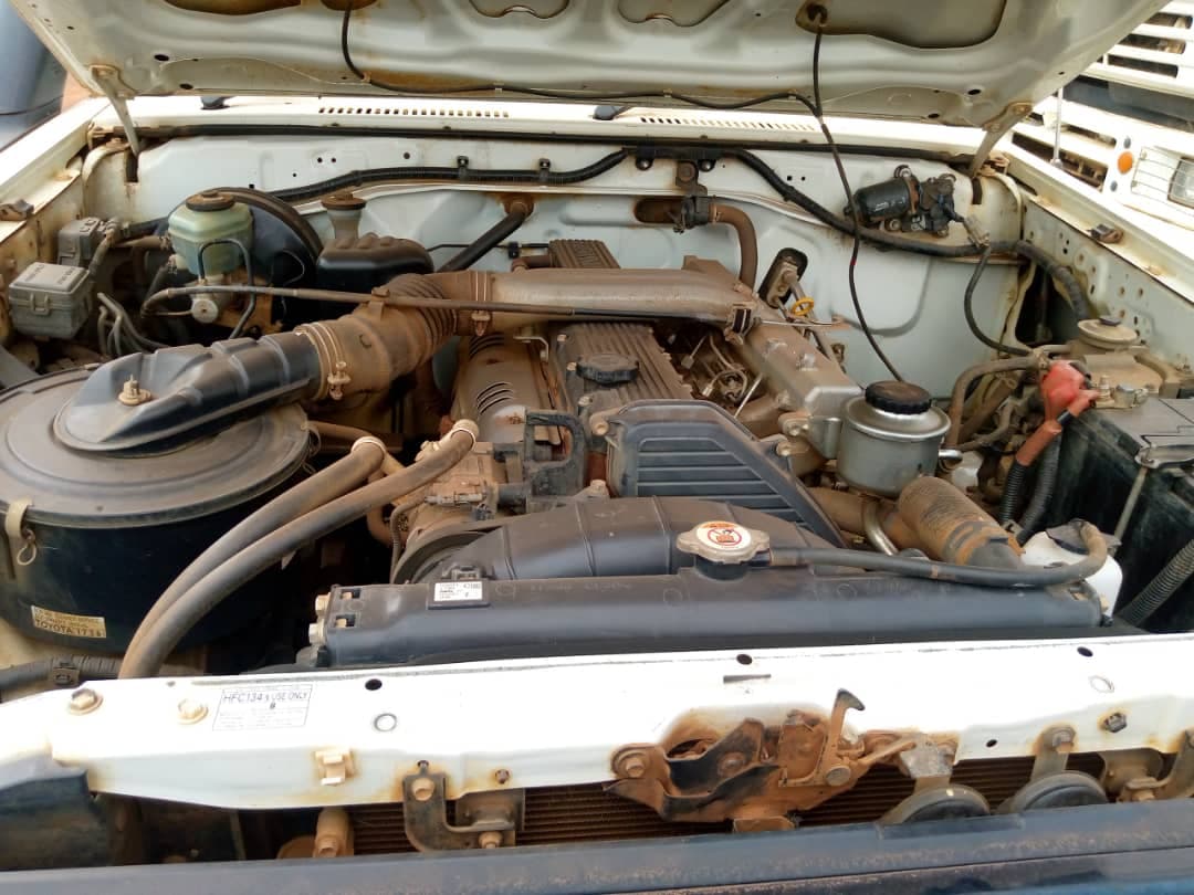 Toyota Landcruiser Pick Up Simple Cab. HZJ79R-TJMRS 2018 — imagem 9