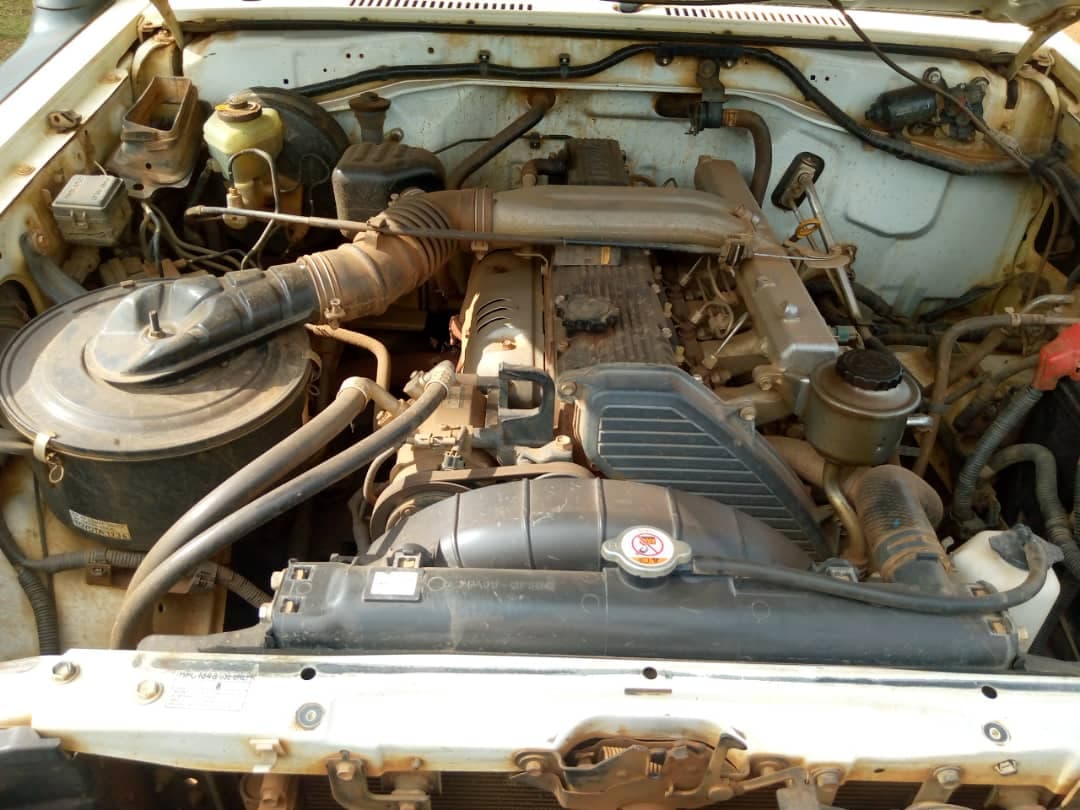 Toyota Landcruiser Hard Top HZJ76R-RKMRS 2018 — imagem 9