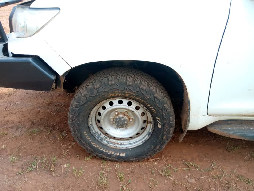 Toyota Landcruiser Prado KDJ150R-GKFEY 2017 — imagem 8