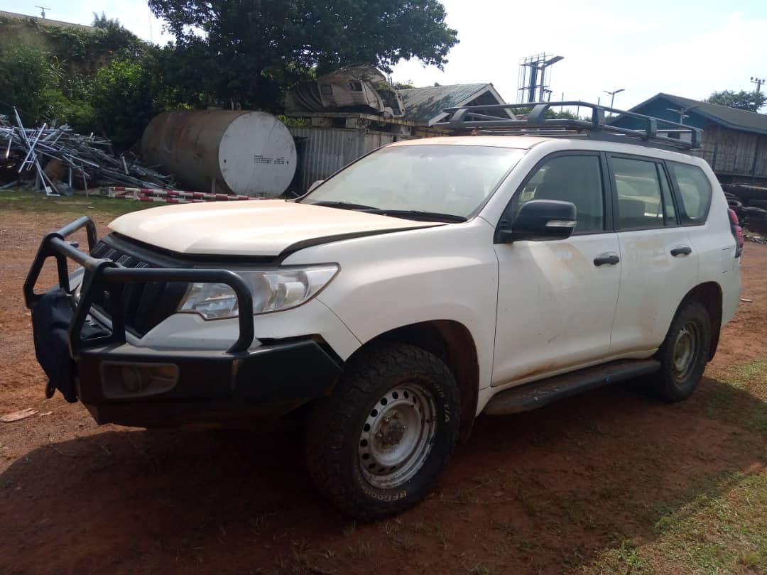 Toyota Landcruiser Prado KDJ150R-GKFEY 2017