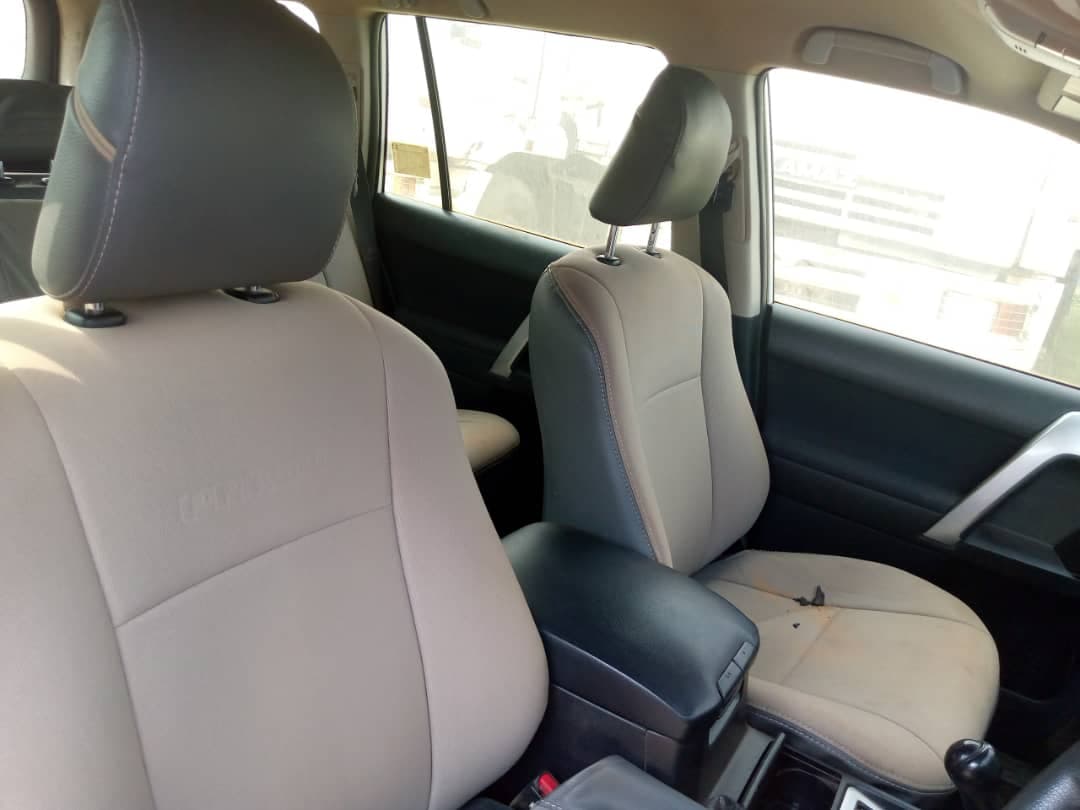 Toyota Landcruiser Prado KDJ150R-GKFEY 2017 — imagem 6