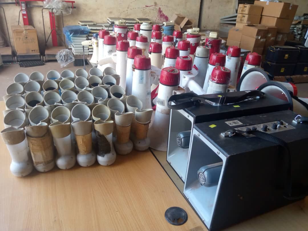 TI: Impresoras, escáneres y equipo de audio — imagen 3