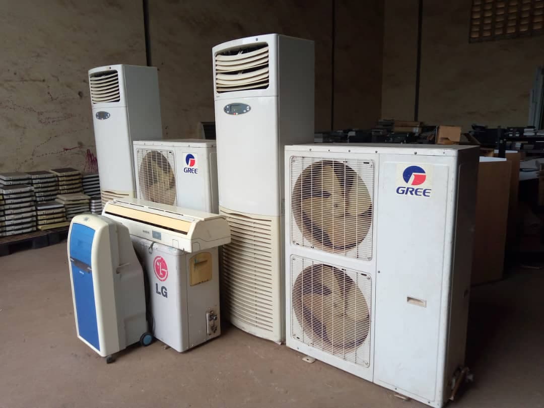 Air Conditioning Units: Complete, Portable & Split-Type — imagen 3