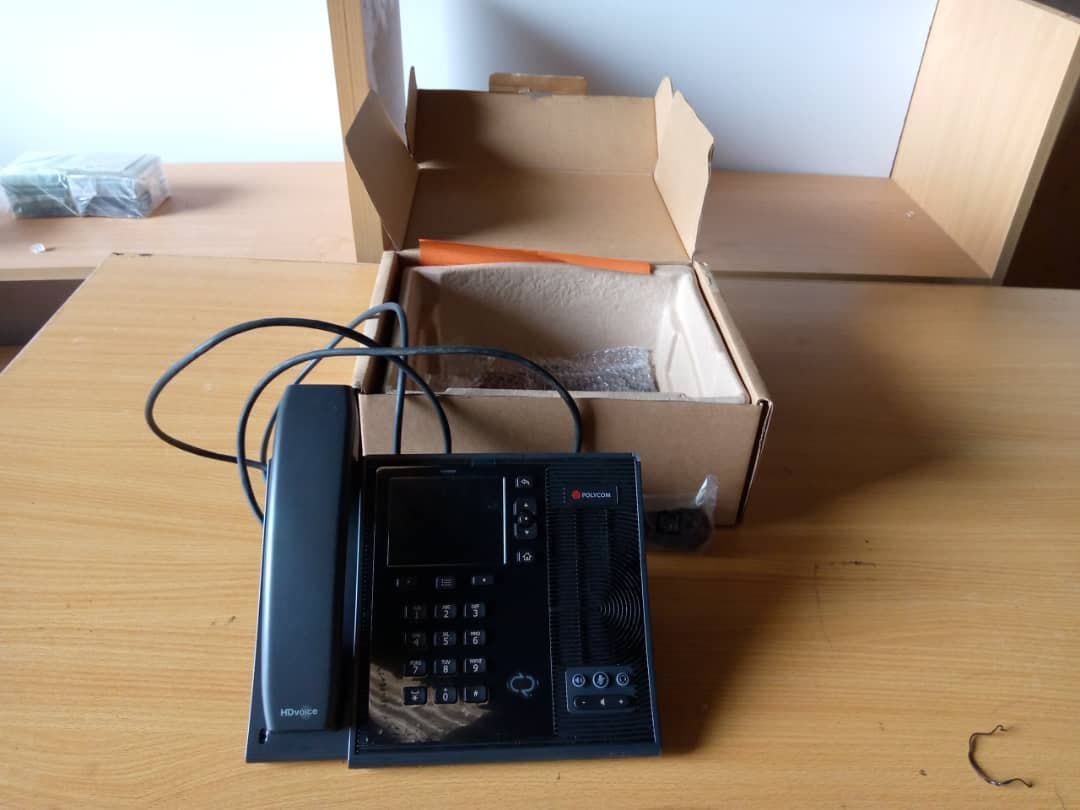 52 Brand New Deskphones — imagen 2