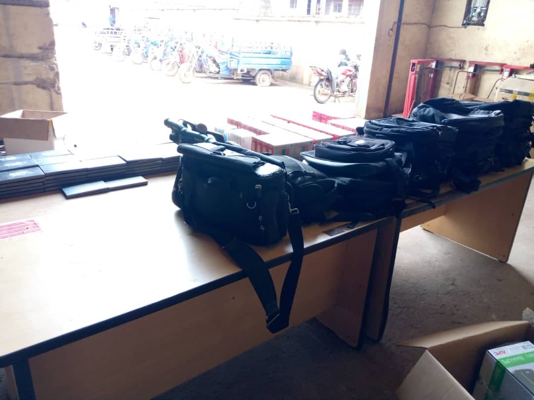 IT Accessories: Laptop Bags, Power Banks, Media & Tools — image 2