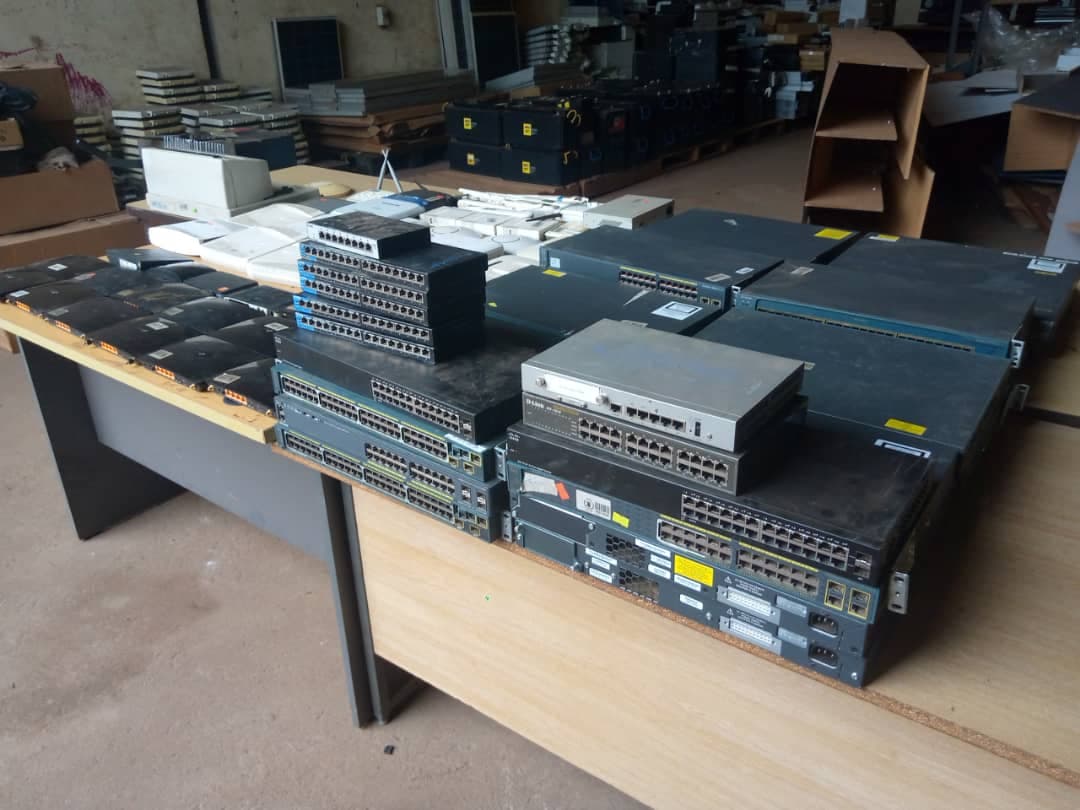 Networking & Office Equipment: Switches, Routers, Firewall & More — imagem 3