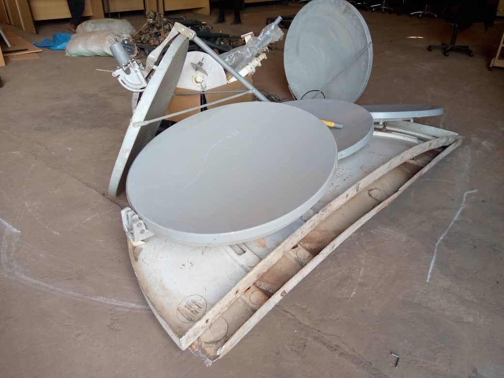 Satellite & Connectivity Equipment: Dishes, VSAT, Modems & Switches — imagem 3