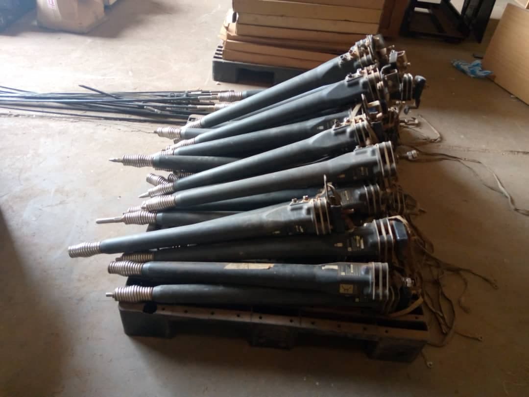 Communication Equipment: 51 Antennas — image 3