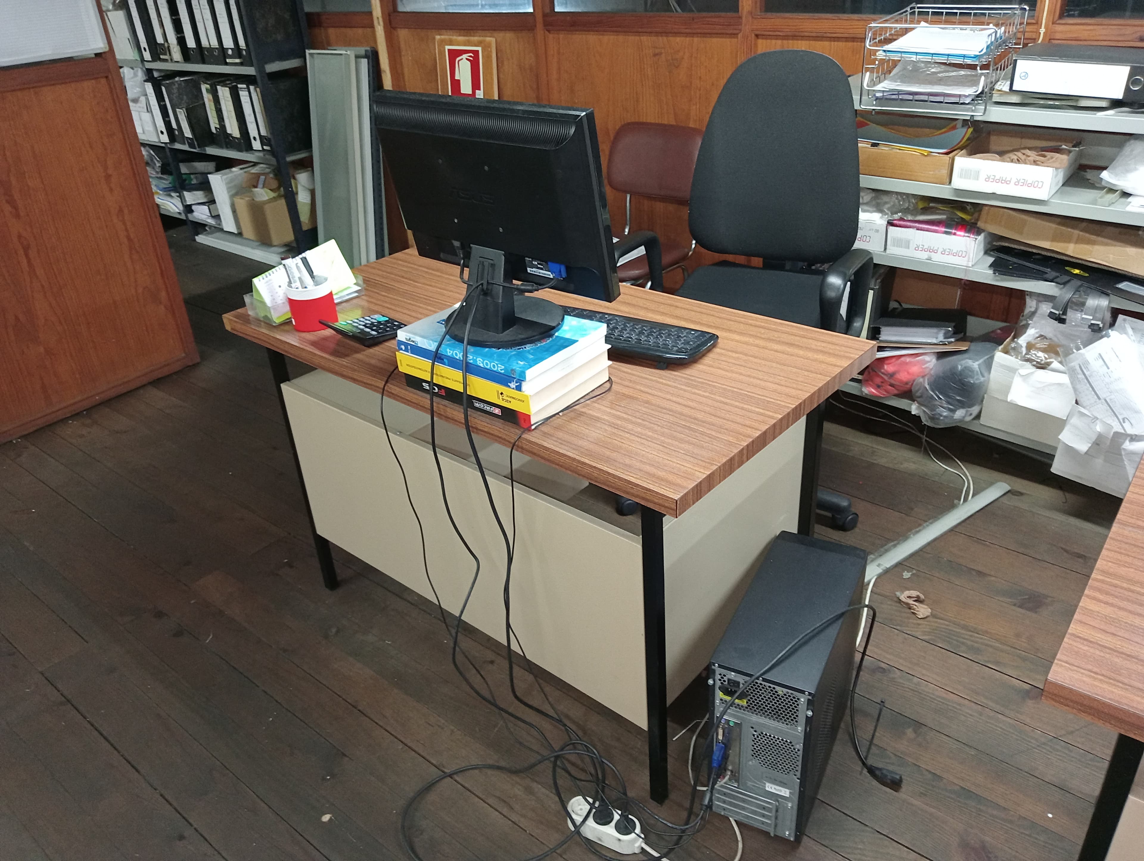 Equipamiento de Oficina — imagen 3