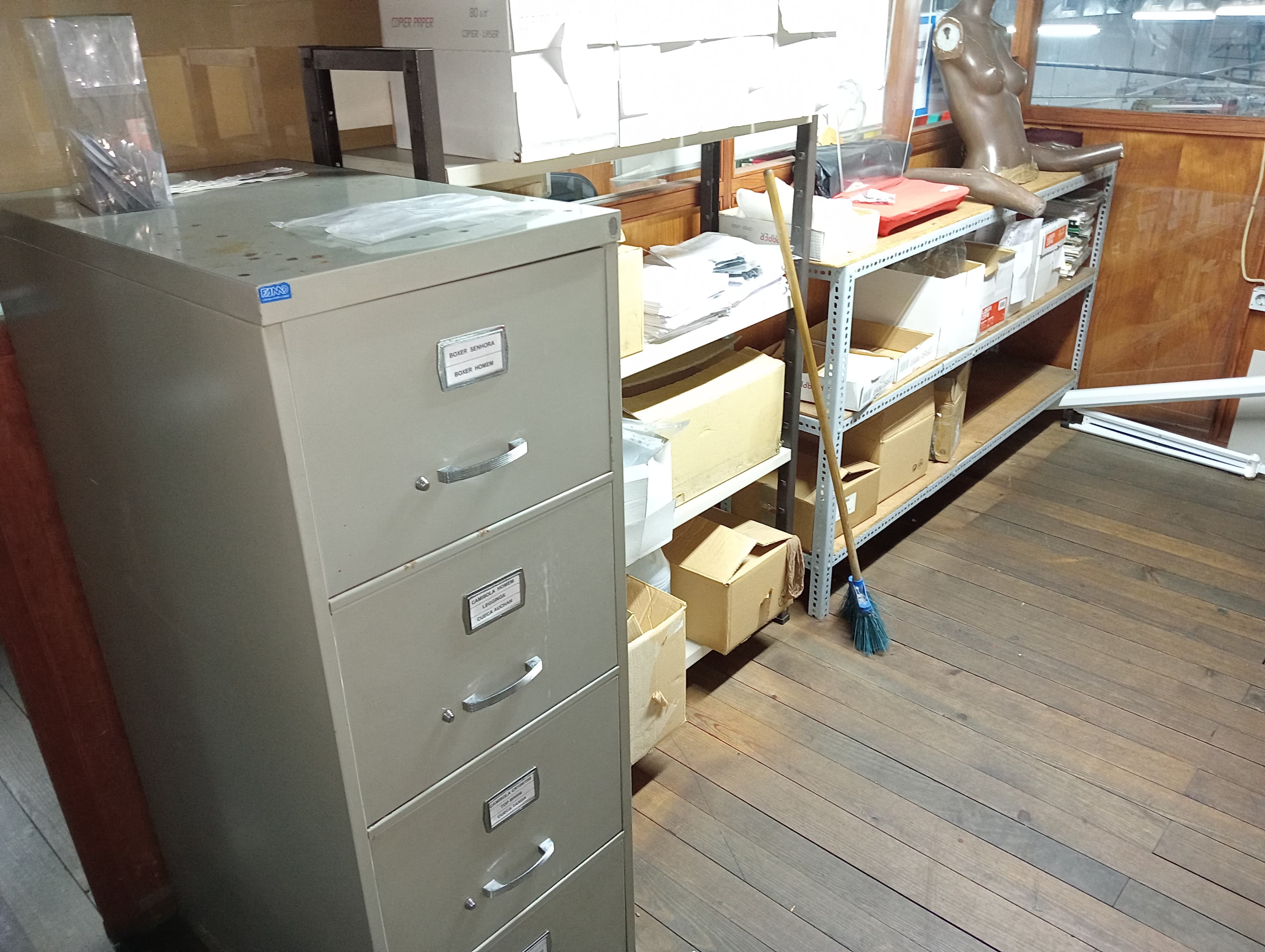 Equipamiento de Oficina — imagen 4
