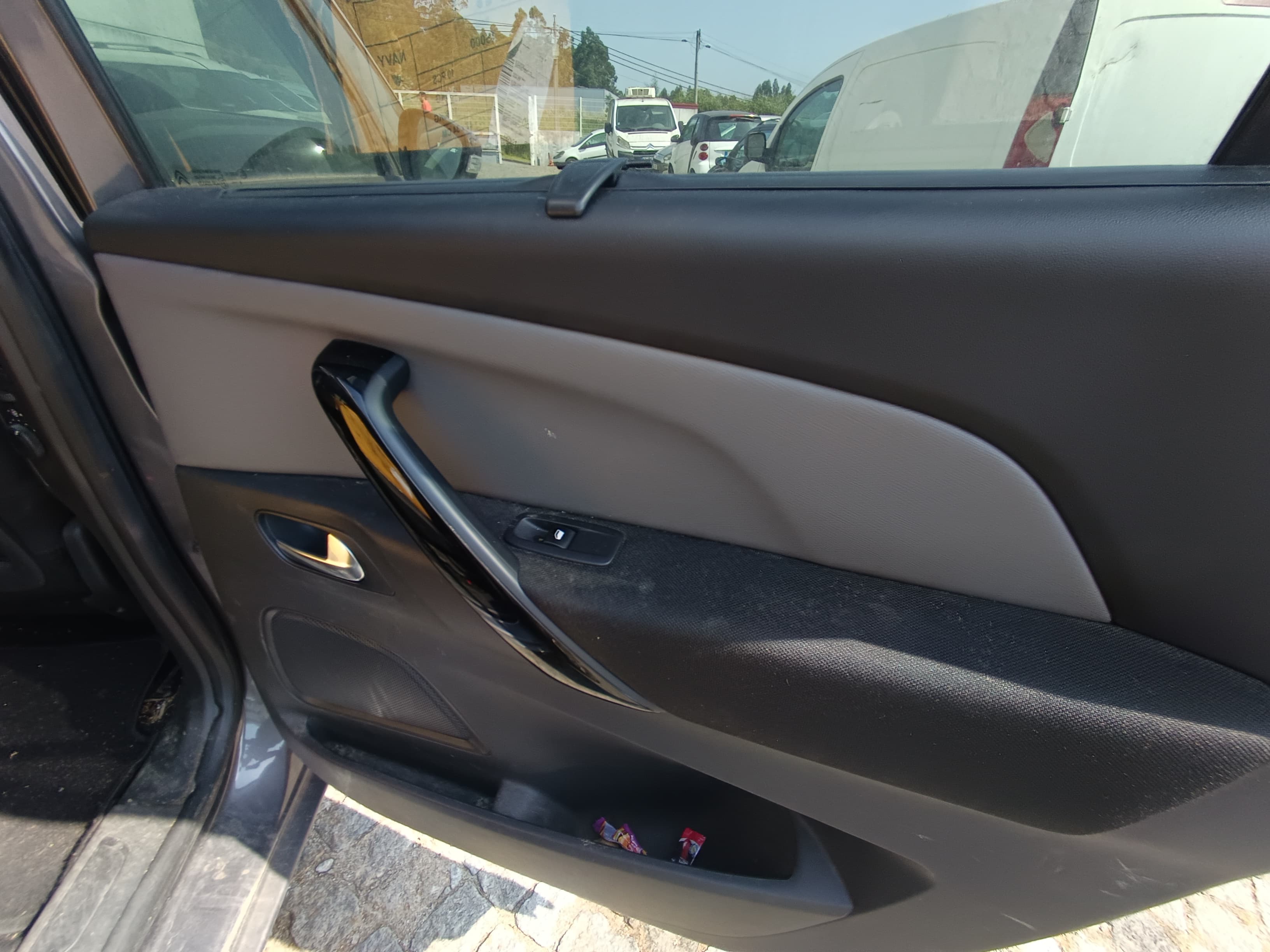 Citroën Grand C4 Space Tourer 1.6 Blue HDI · Ano 2018 — imagem 23