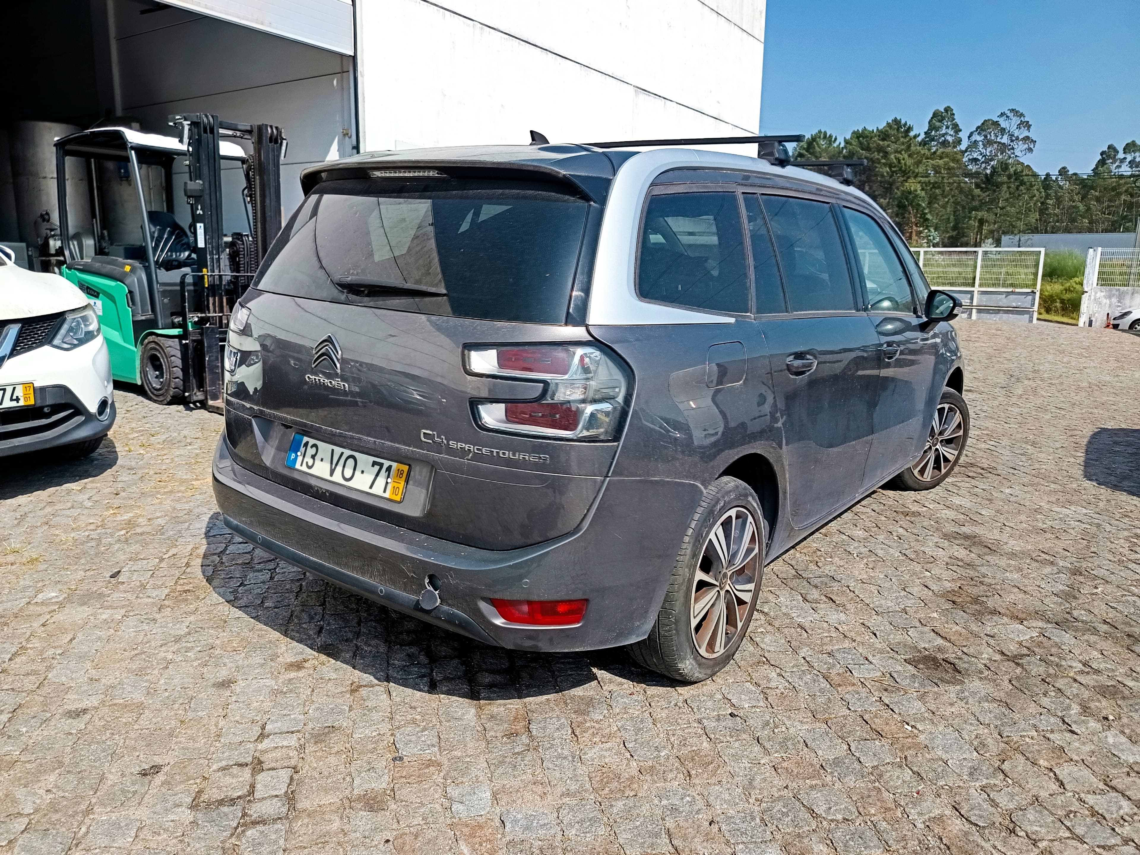 Citroën Grand C4 Space Tourer 1.6 Blue HDI · Ano 2018 — imagem 5