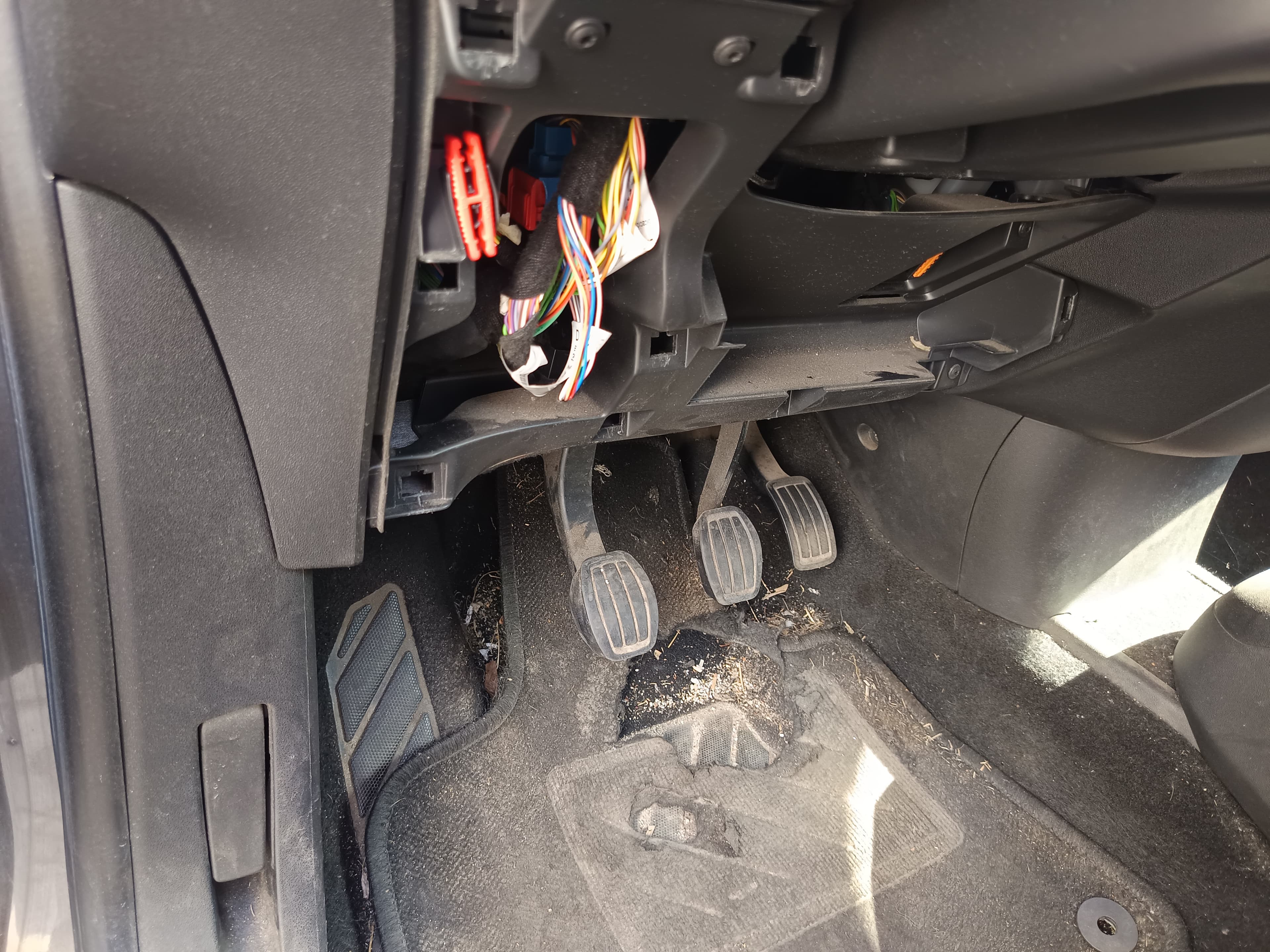 Citroën Grand C4 Space Tourer 1.6 Blue HDI · Ano 2018 — imagem 35