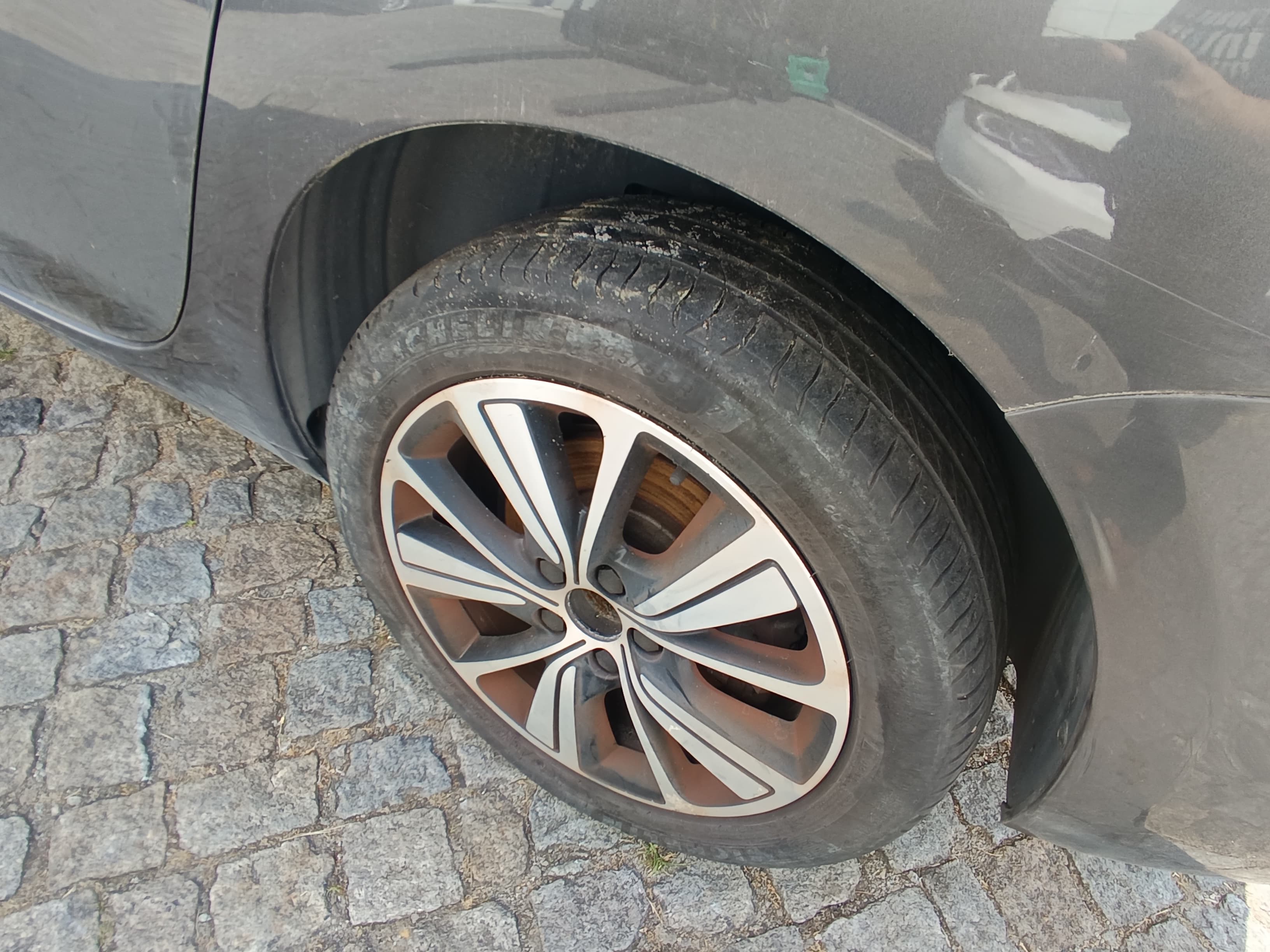 Citroën Grand C4 Space Tourer 1.6 Blue HDI · Ano 2018 — imagem 19