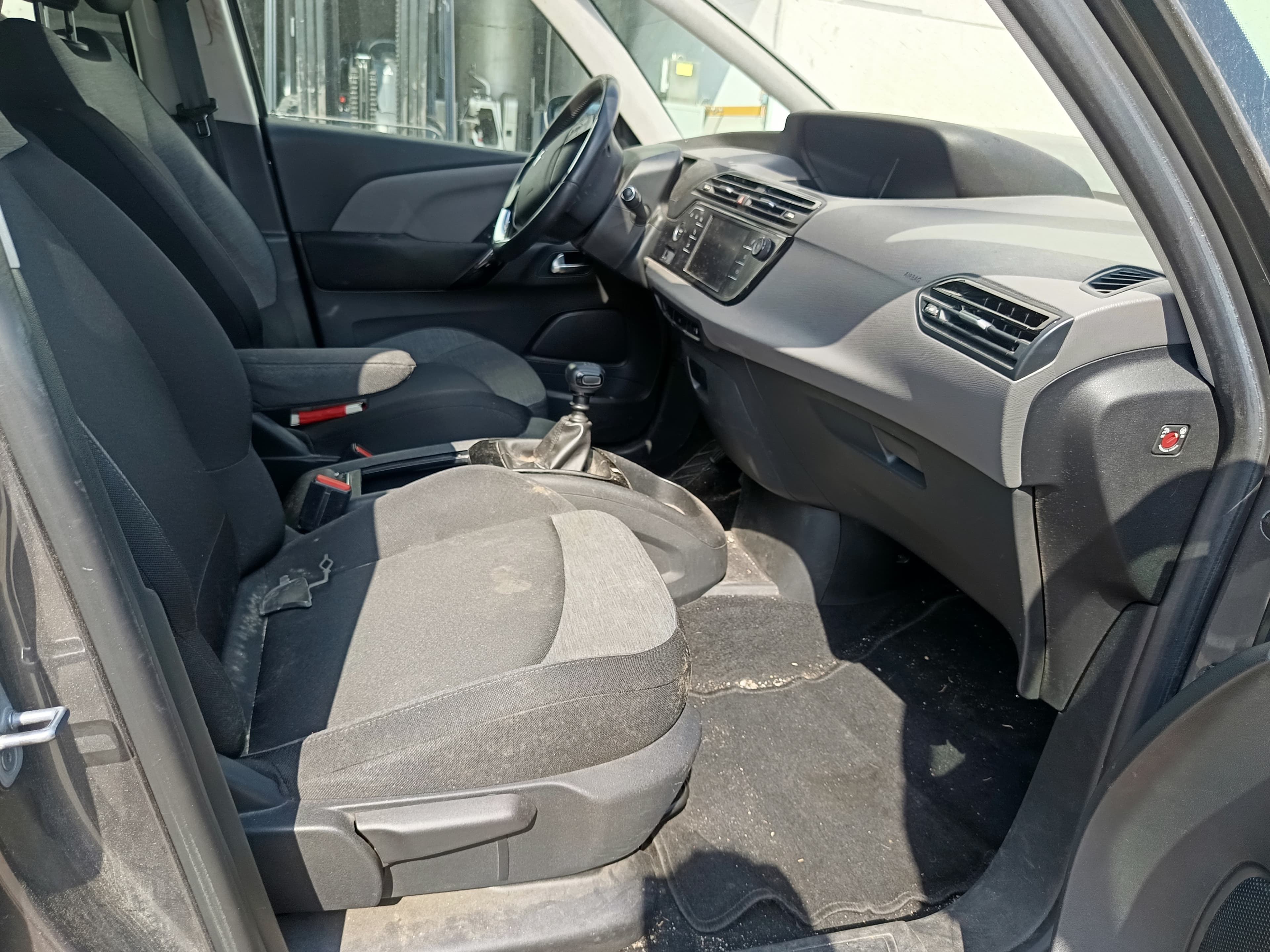 Citroën Grand C4 Space Tourer 1.6 Blue HDI · Ano 2018 — imagem 29