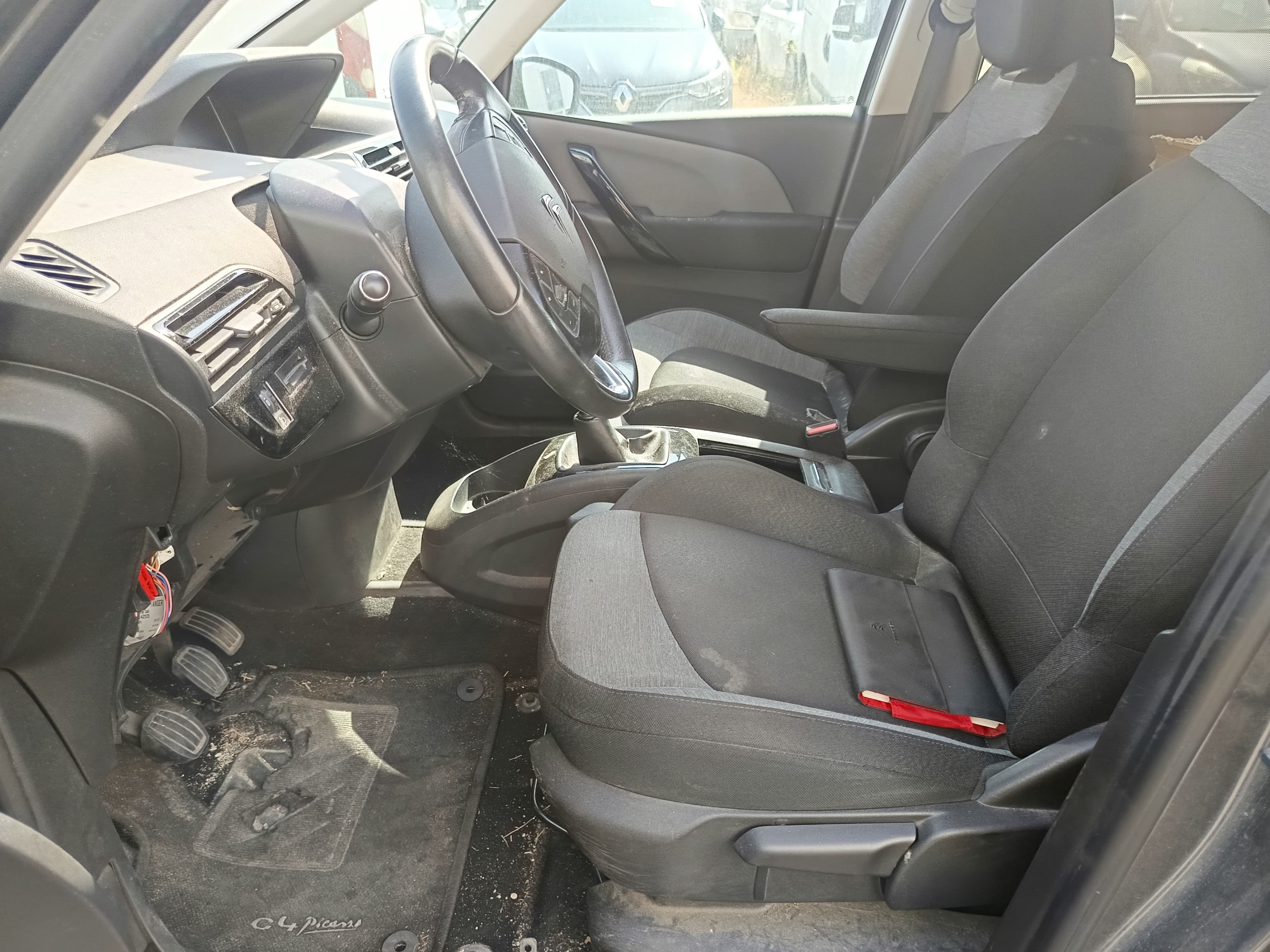 Citroën Grand C4 Space Tourer 1.6 Blue HDI · Ano 2018 — imagem 36