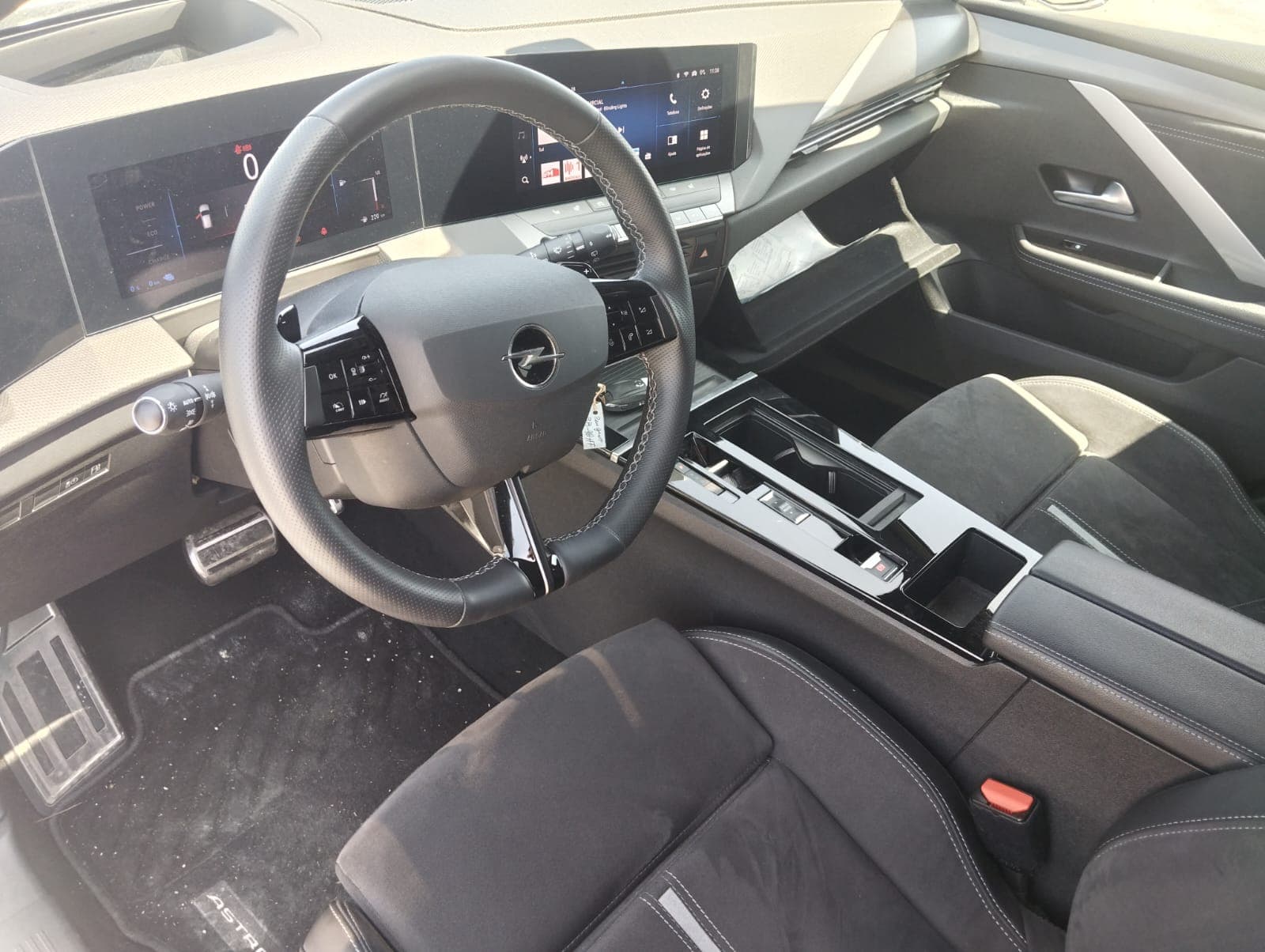 Opel Astra 1.6 Híbrido · Ano 2023 — imagen 19