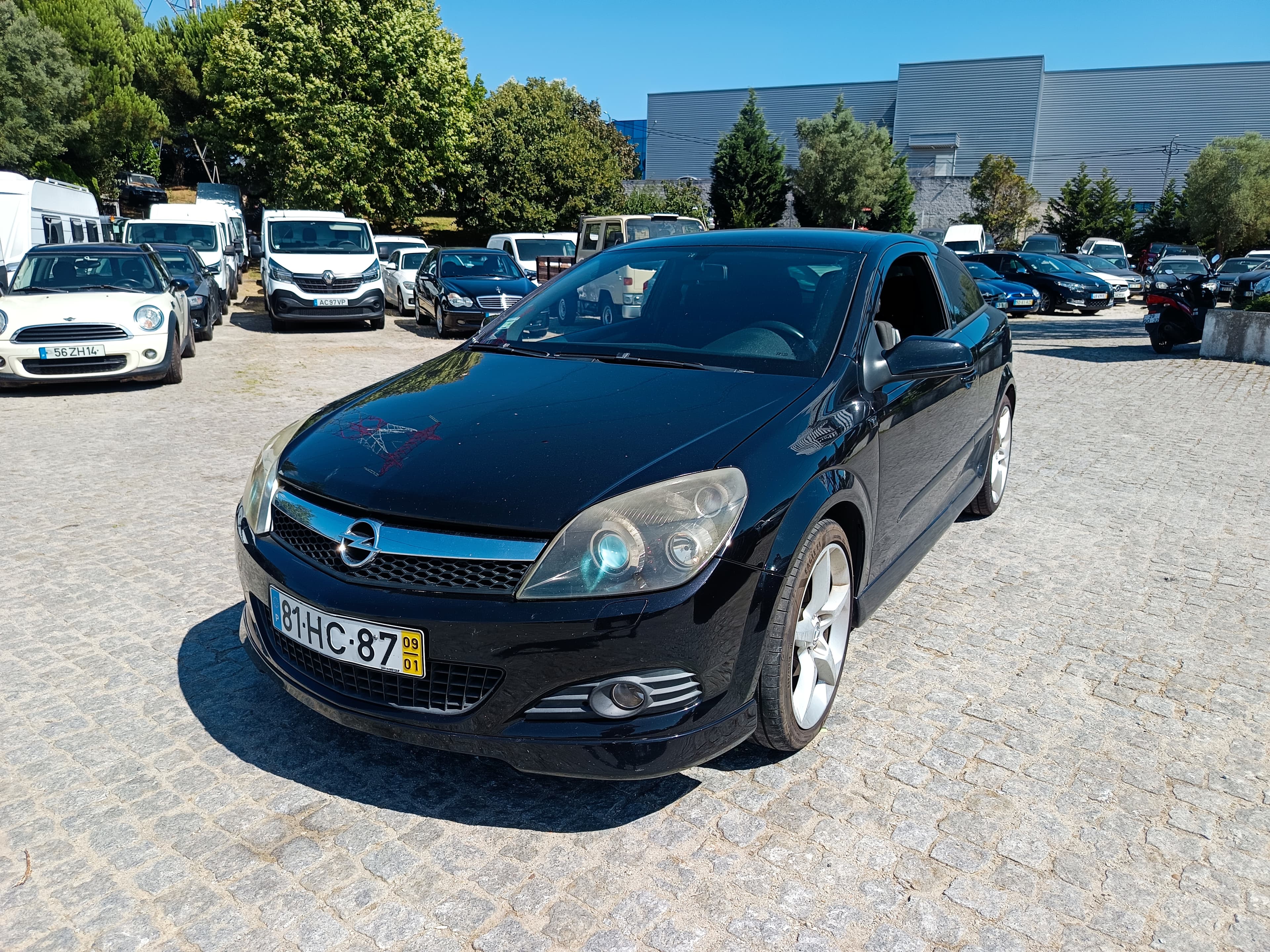 Opel Astra 1.7 CDTI · Ano 2009 — imagem 3