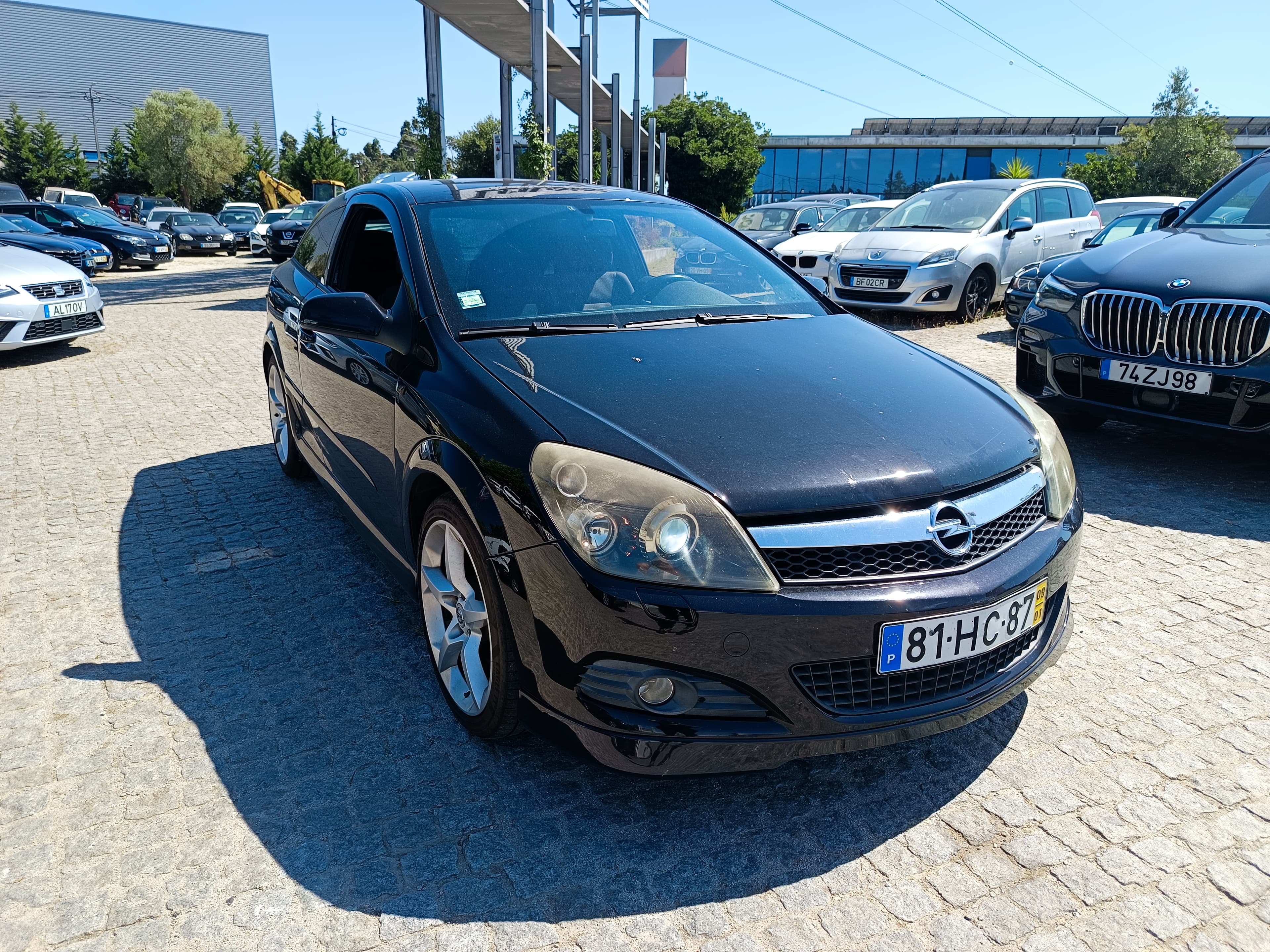 Opel Astra 1.7 CDTI · Ano 2009 — imagem 1