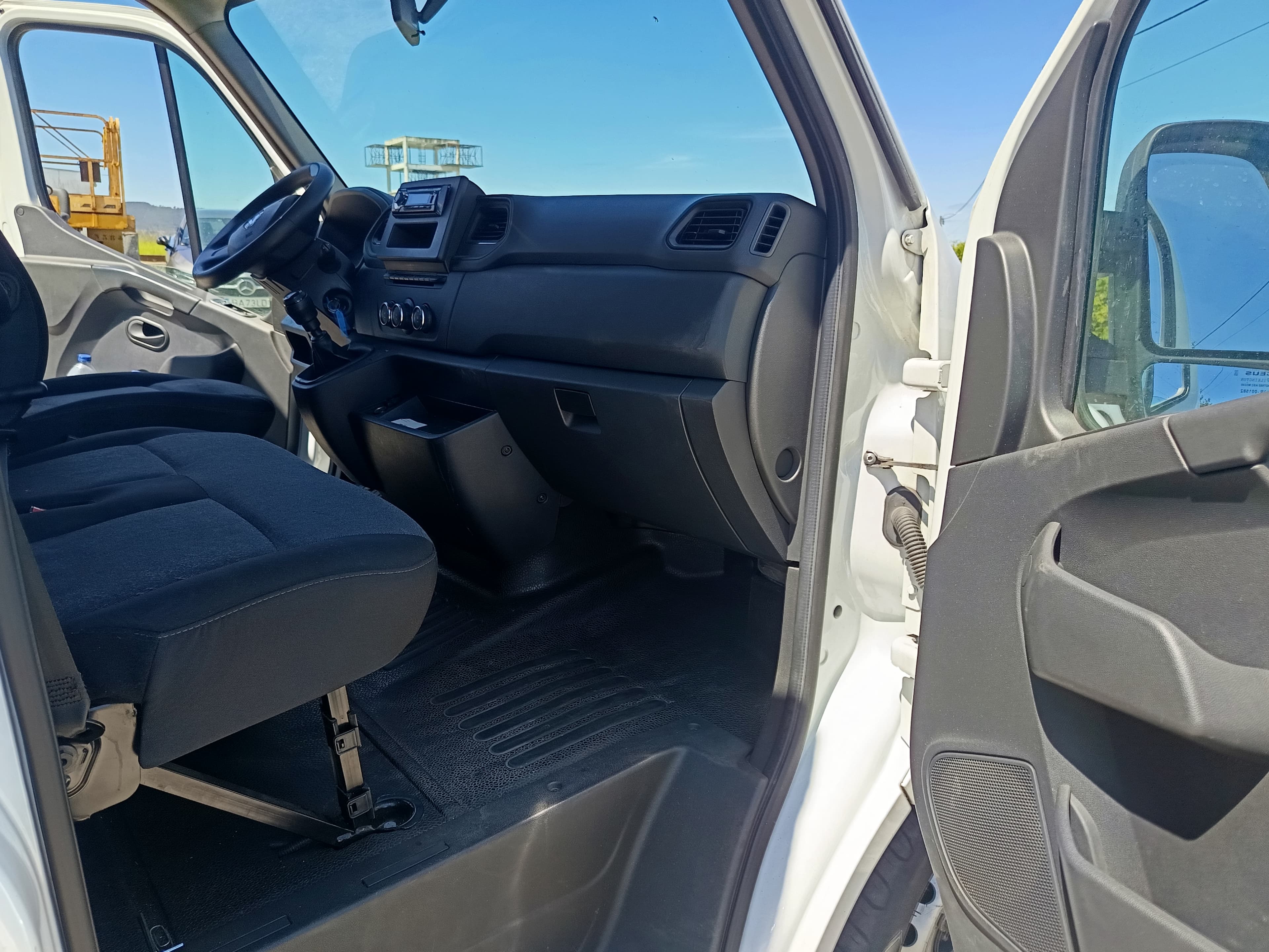 Renault Master · Ano 2022 — imagem 22