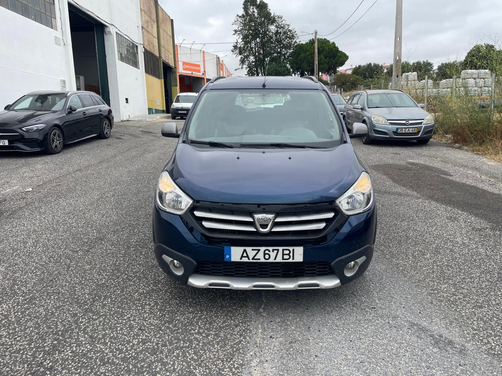 Dacia Lodgy · 7 Lugares · Ano 2018 — image 2