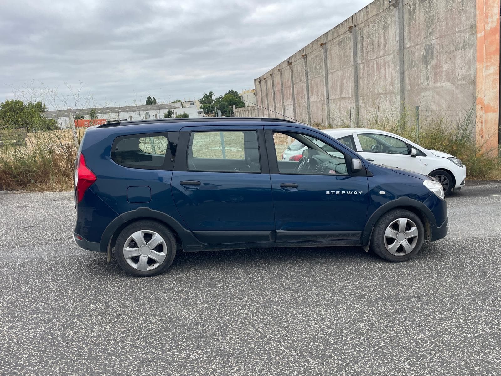 Dacia Lodgy · 7 Lugares · Ano 2018 — image 7