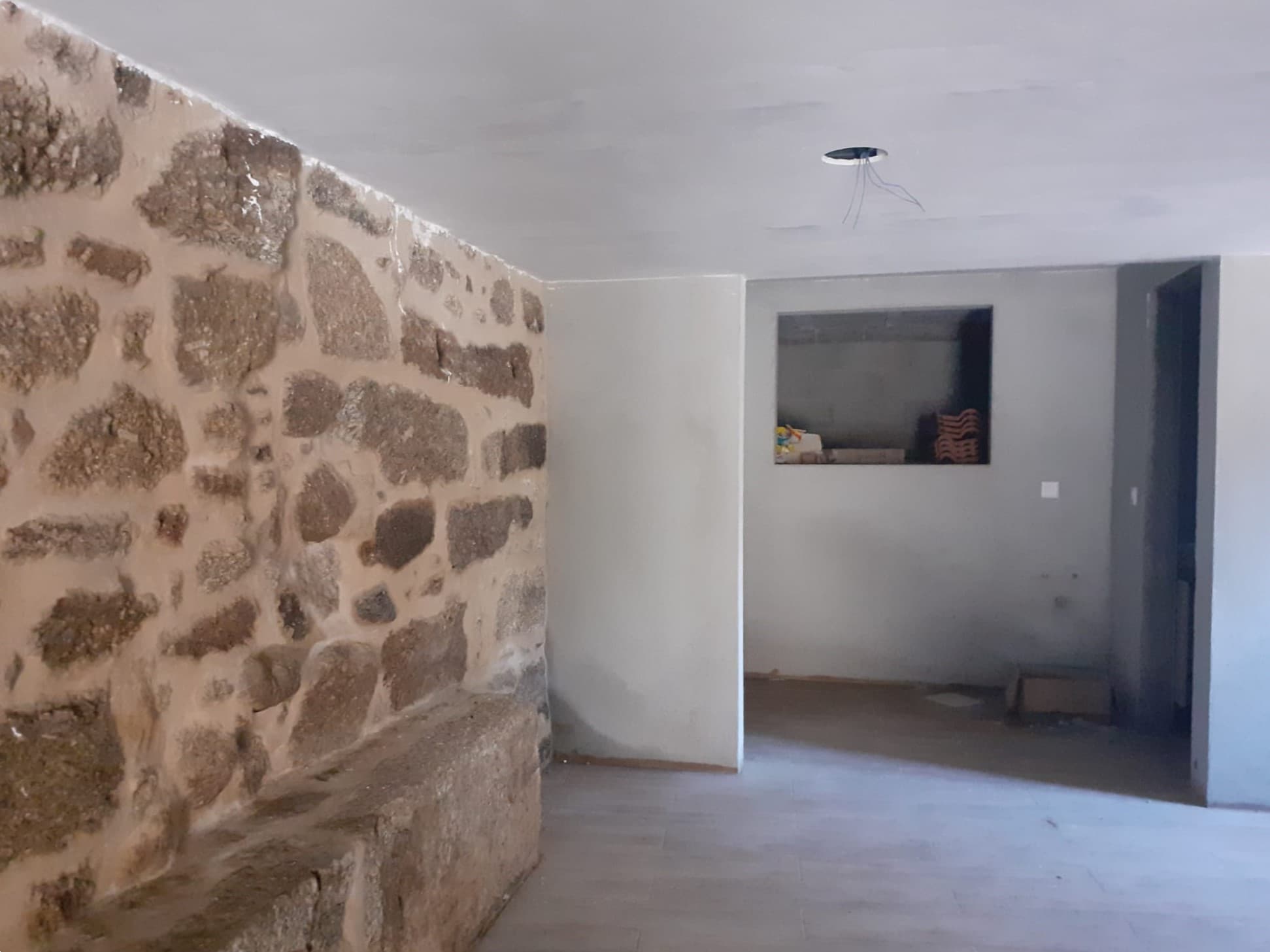 Moradia V2 com logradouro · Sobral da Serra, Guarda — image 13