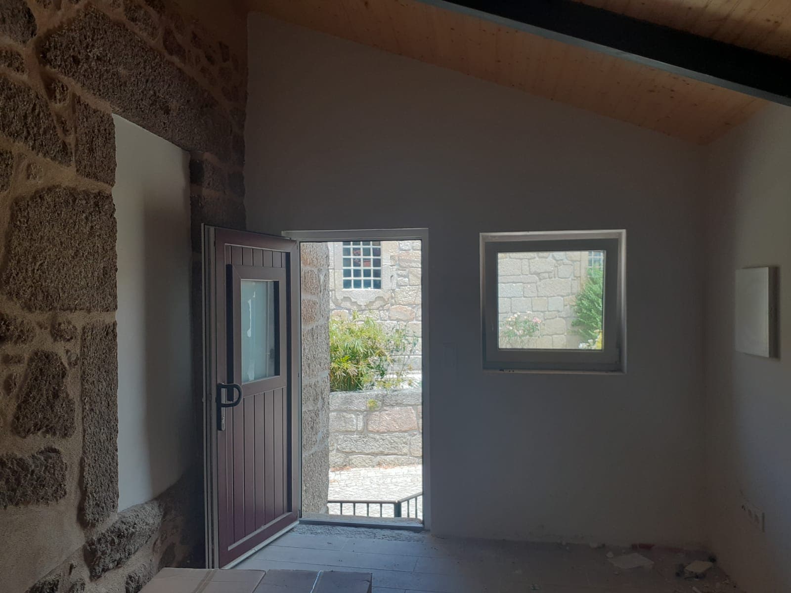 Moradia V2 com logradouro · Sobral da Serra, Guarda — image 7