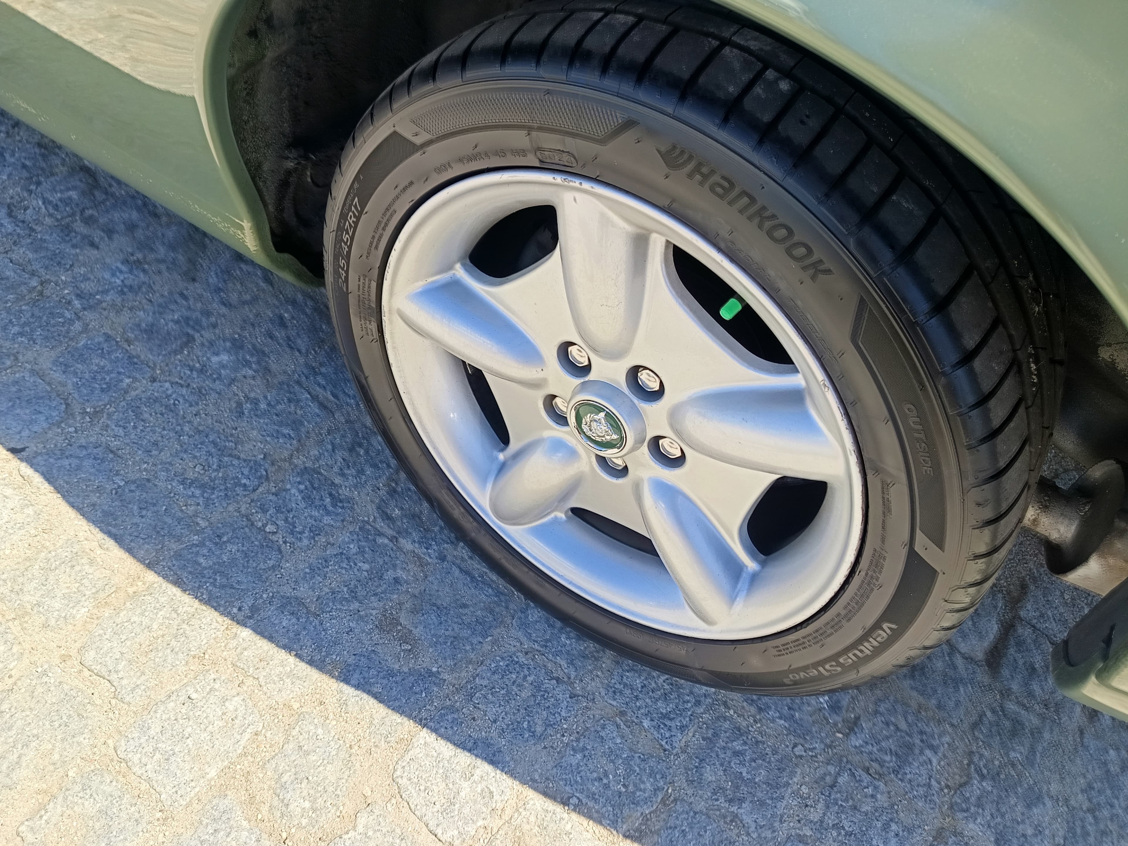 Jaguar XK8 · Ano 1999 — image 12