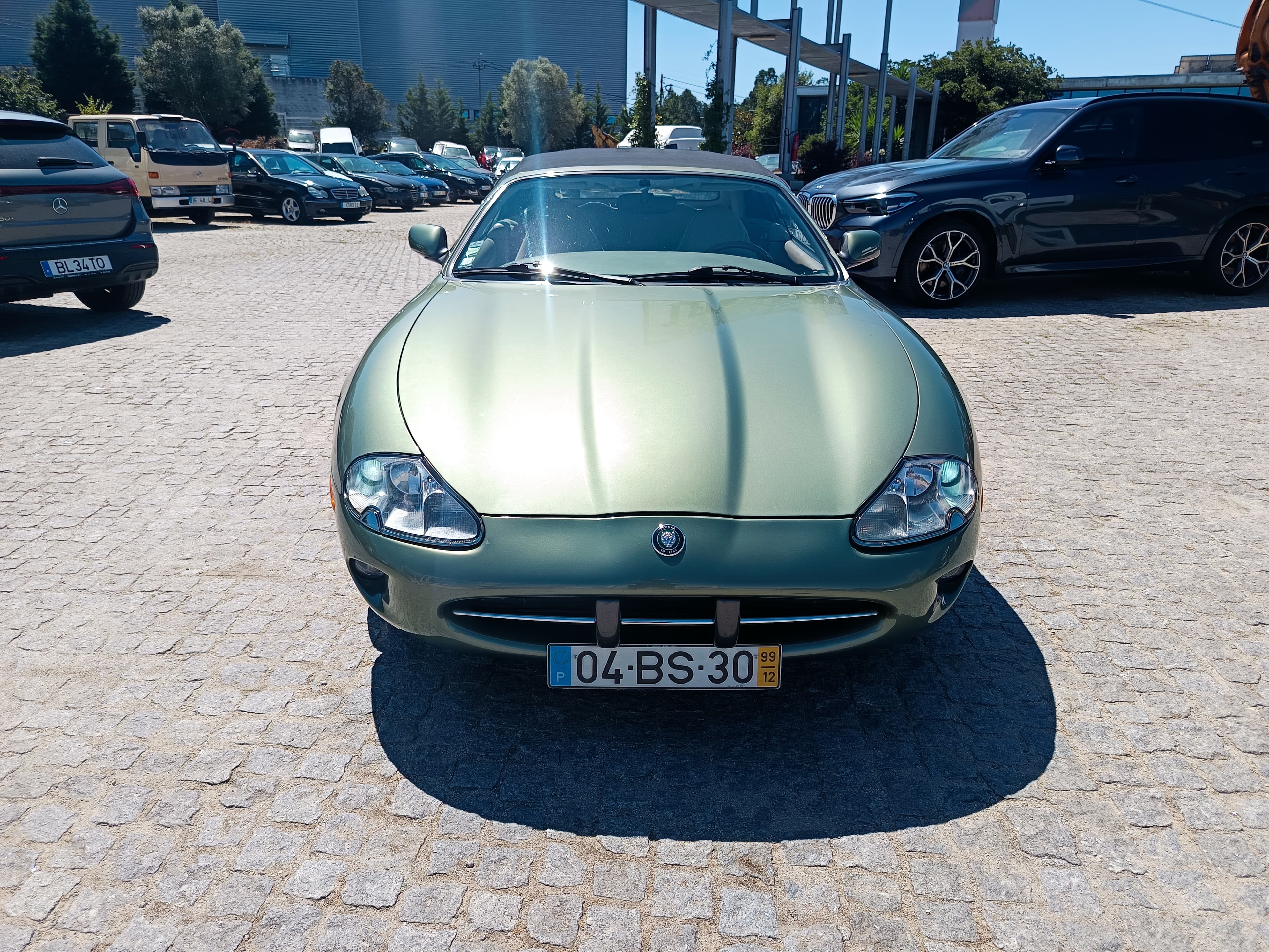 Jaguar XK8 · Ano 1999 — image 2