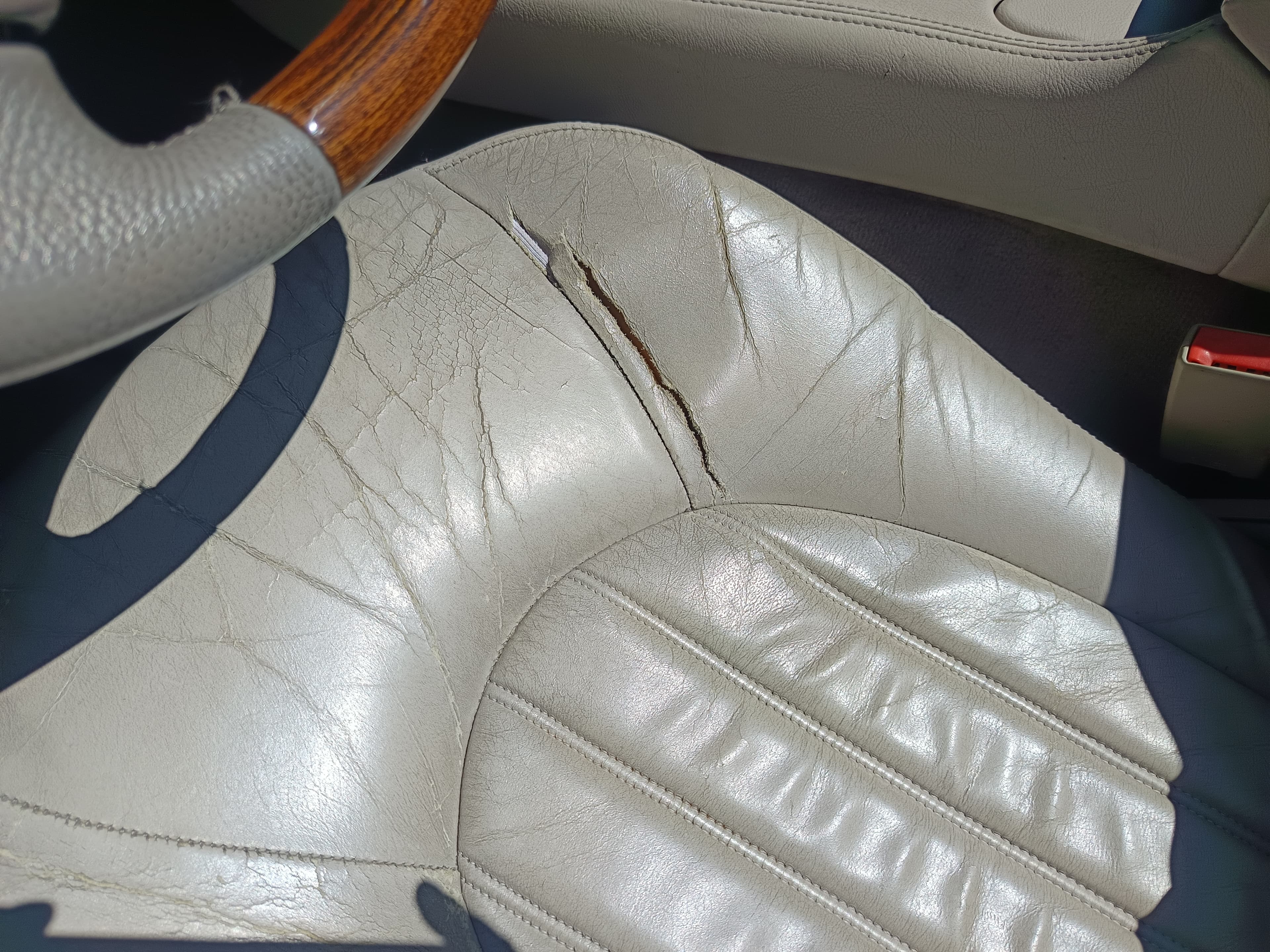 Jaguar XK8 · Ano 1999 — image 37
