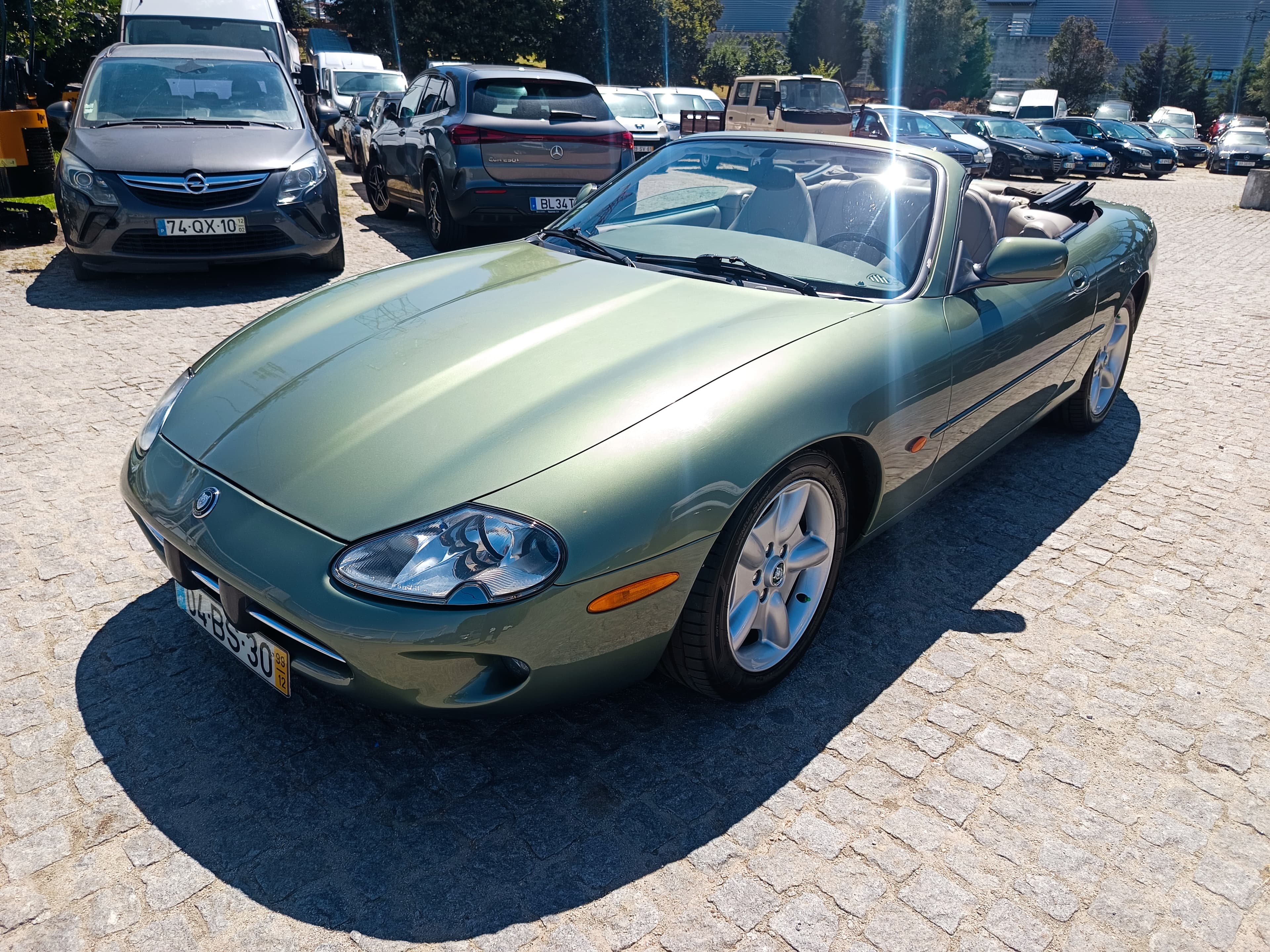 Jaguar XK8 · Ano 1999 — image 40